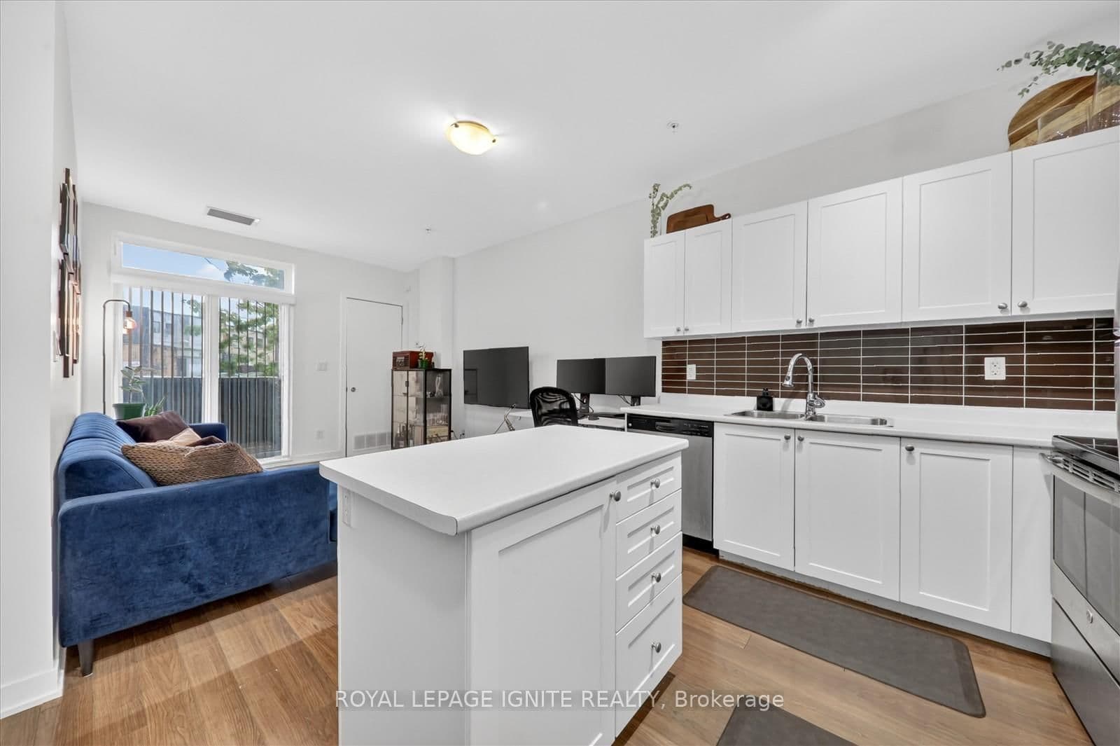 3560 St Clair Avenue E, Unit 116 thumbnail 10