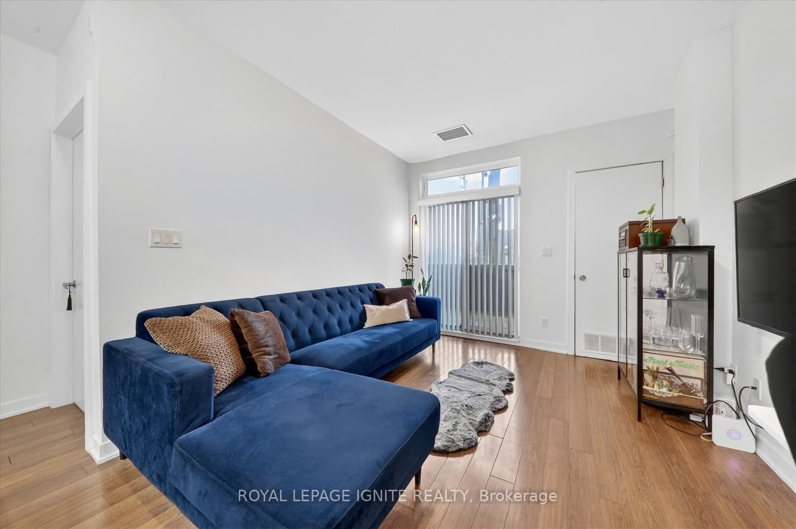 3560 St Clair Avenue E, Unit 116 thumbnail 17