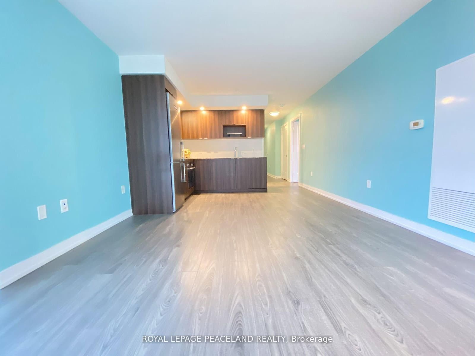 225 Village Green Square, Unit 410 thumbnail 28