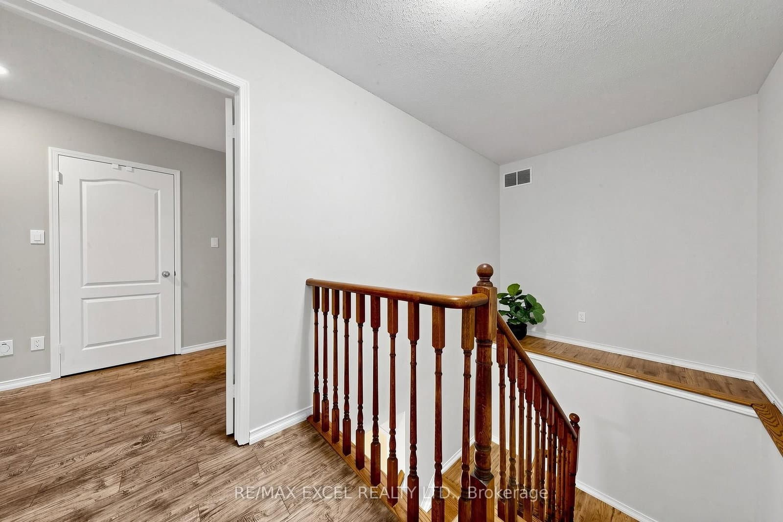 1995 Royal Road, Unit 206 thumbnail 32