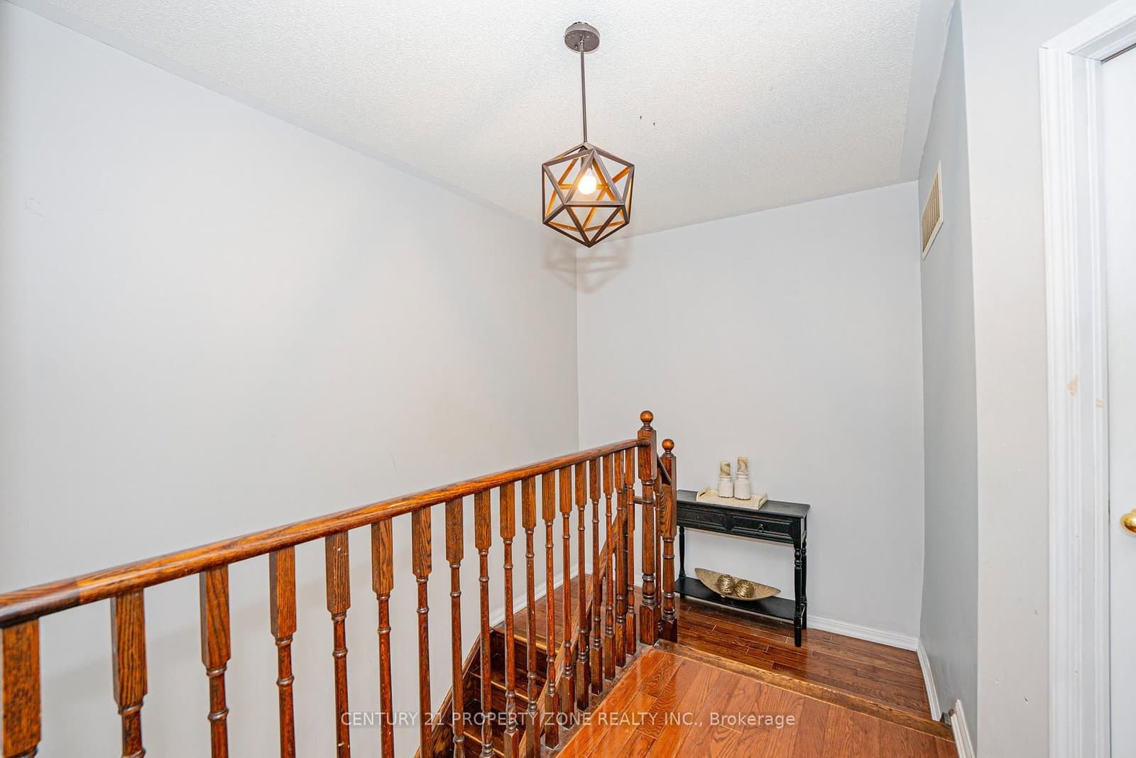 804 Ormond Drive thumbnail 22