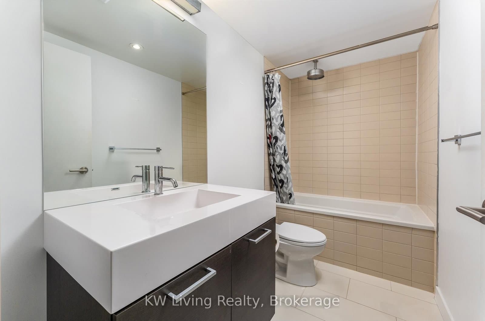90 Broadview Avenue, Unit LW1 thumbnail 17