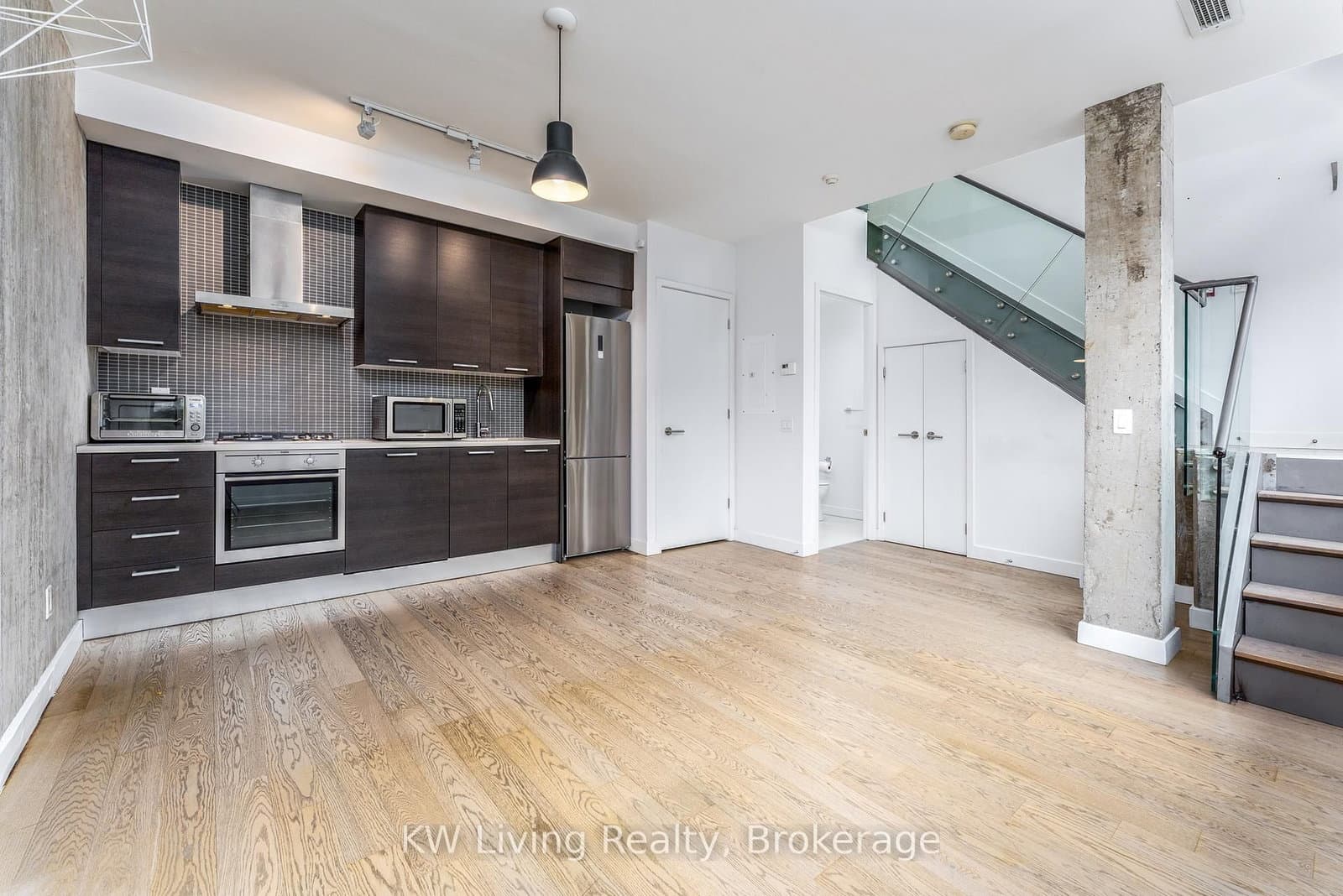 90 Broadview Avenue, Unit LW1 thumbnail 6