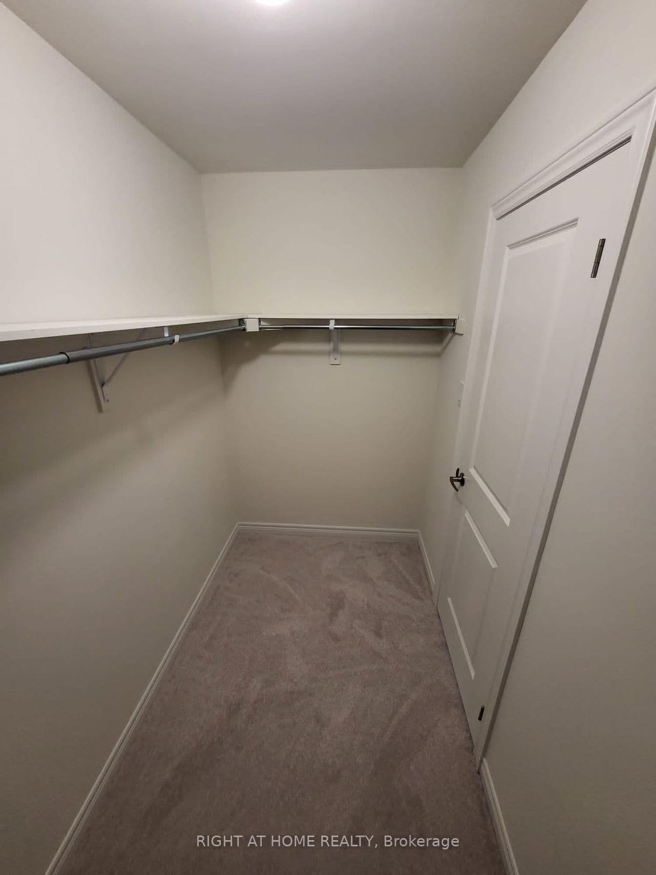 111 Bayardo Drive thumbnail 18