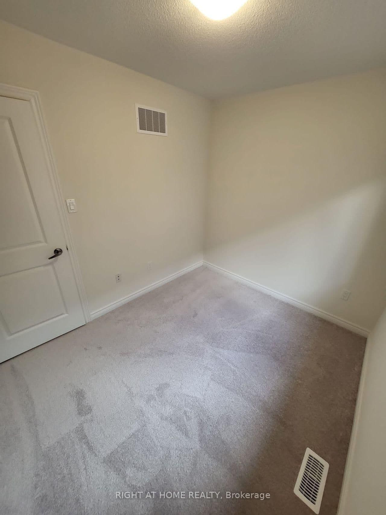 111 Bayardo Drive thumbnail 19