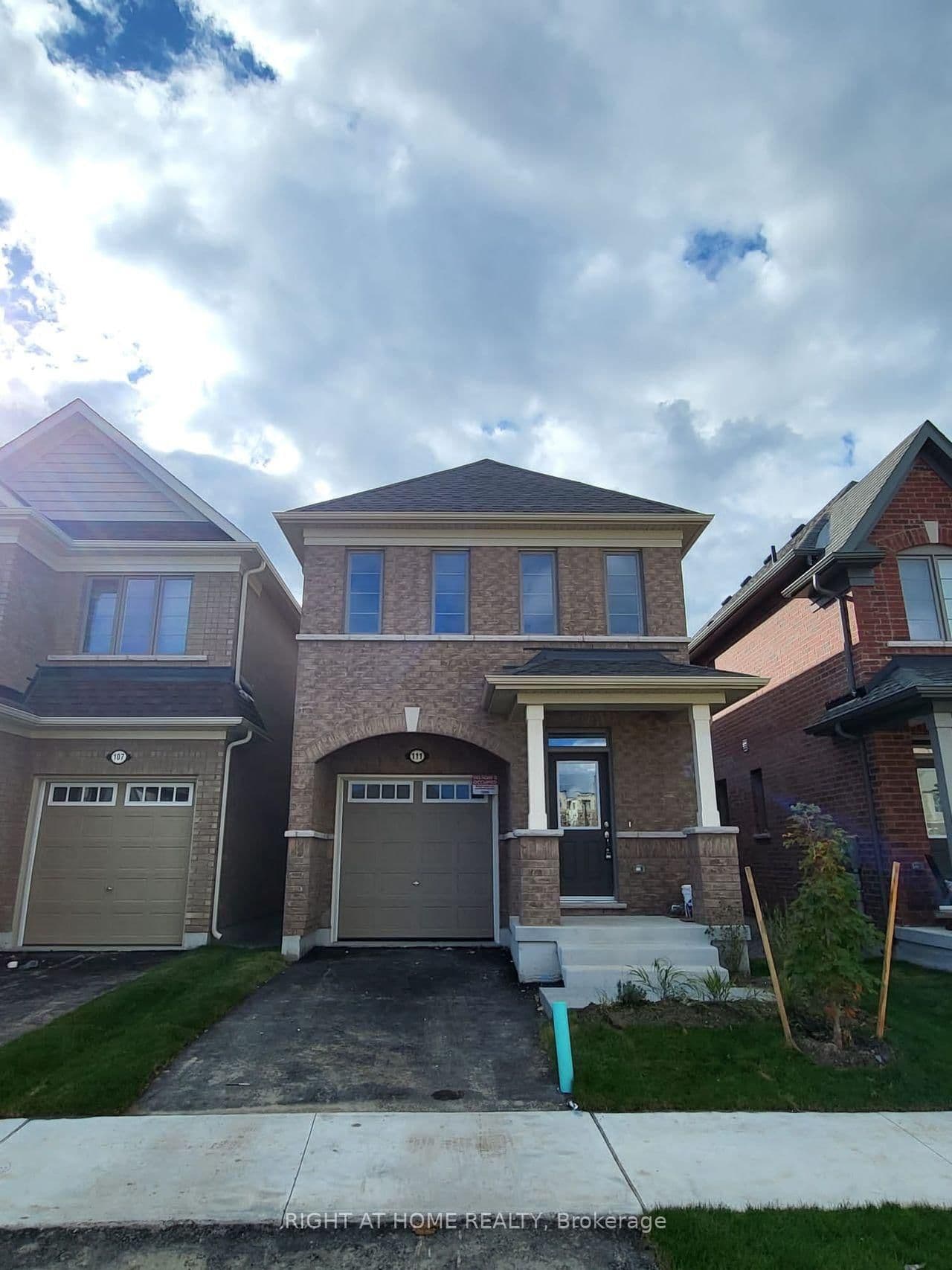 111 Bayardo Drive thumbnail 2
