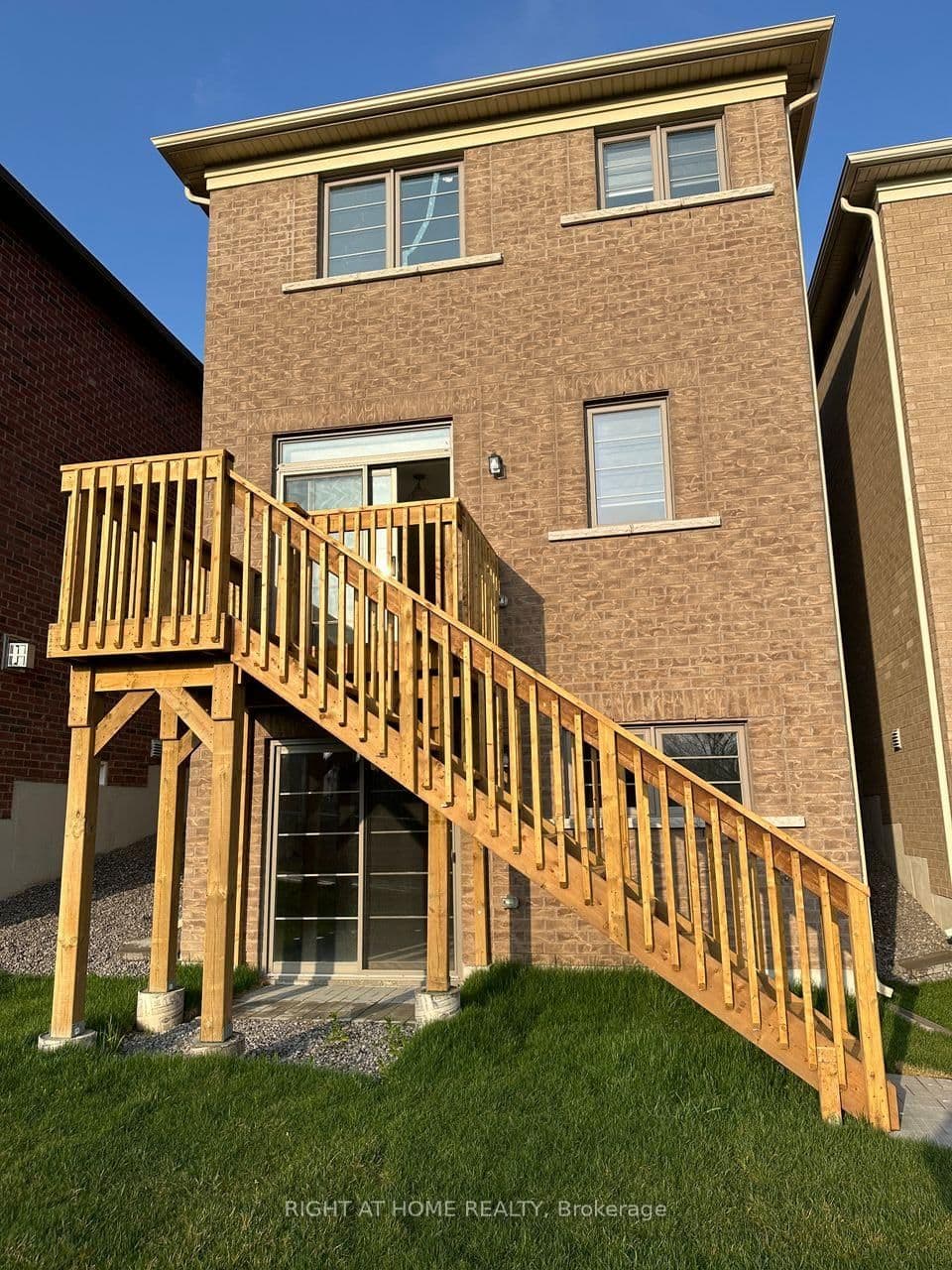 111 Bayardo Drive thumbnail 30