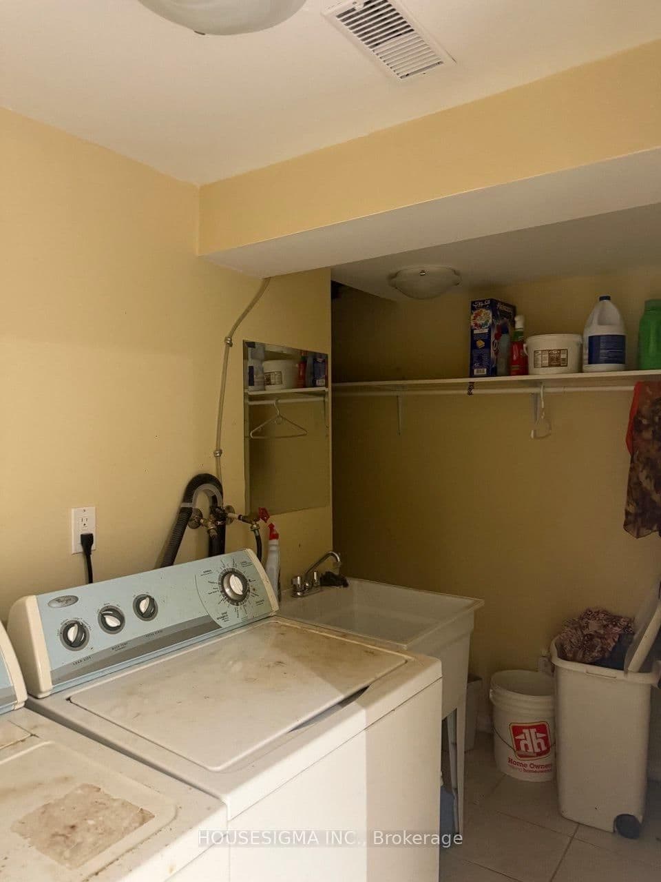 19 Granard Boulevard, Unit Basement thumbnail 11