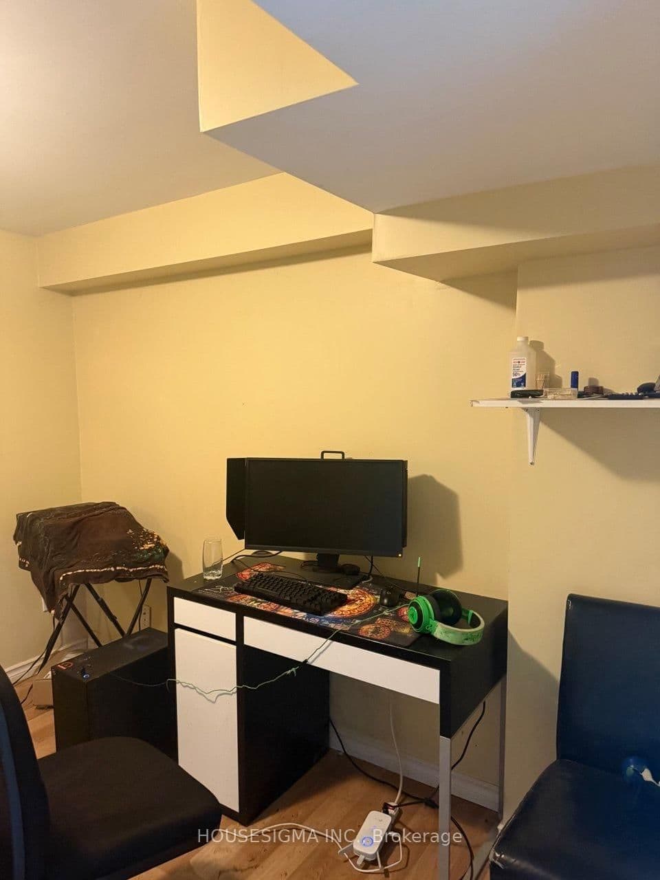 19 Granard Boulevard, Unit Basement thumbnail 2