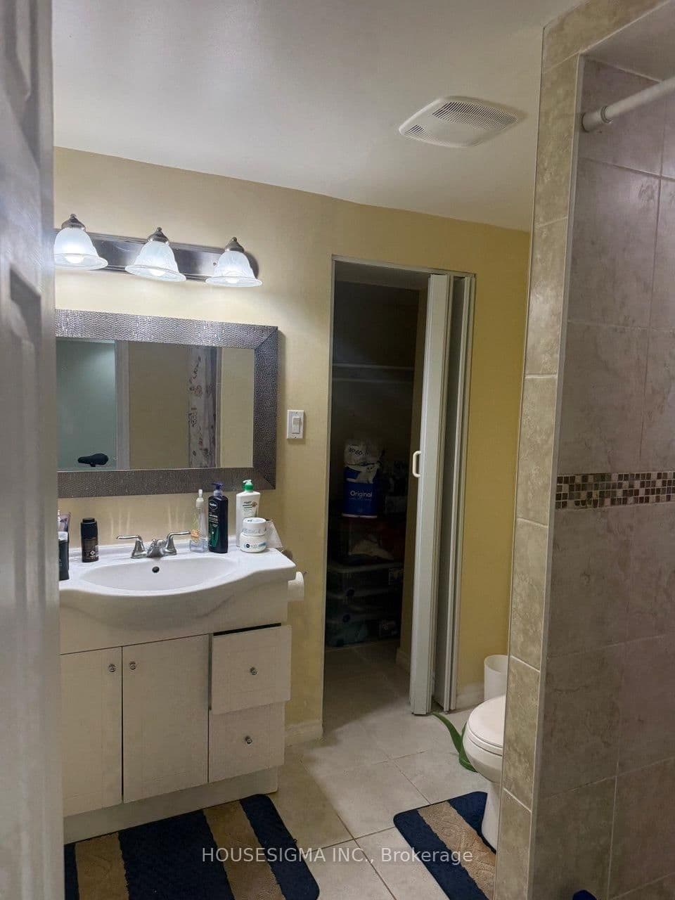 19 Granard Boulevard, Unit Basement thumbnail 9