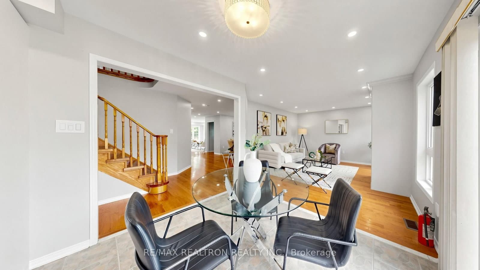 58 Bradbury Crescent thumbnail 15