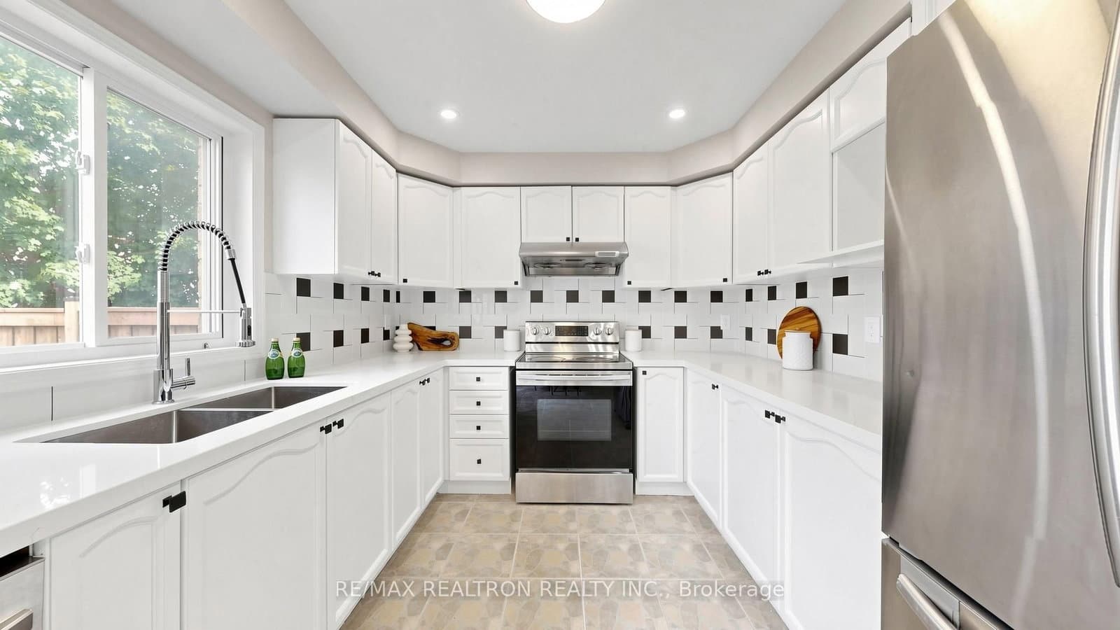 58 Bradbury Crescent thumbnail 18