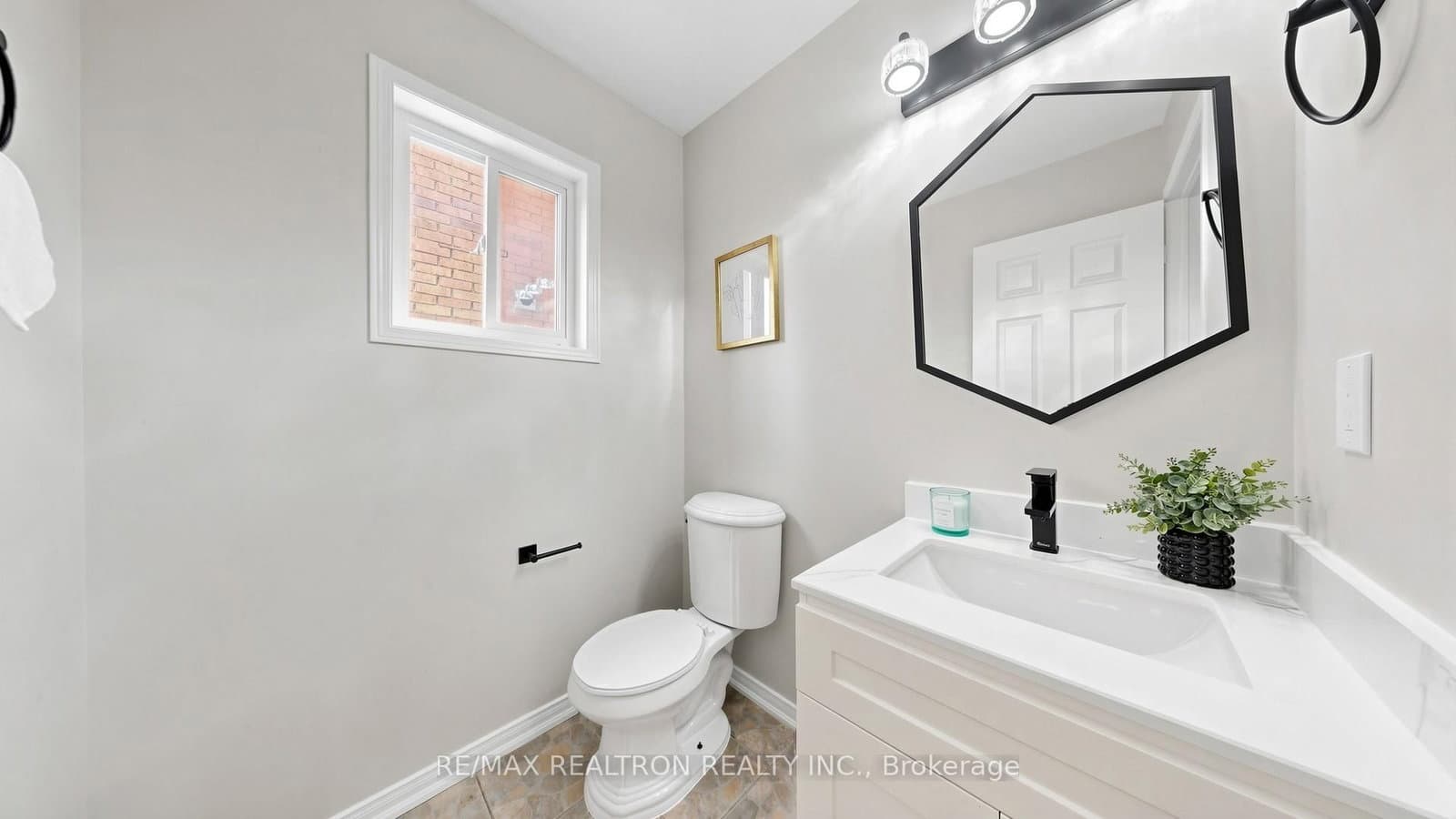 58 Bradbury Crescent thumbnail 20