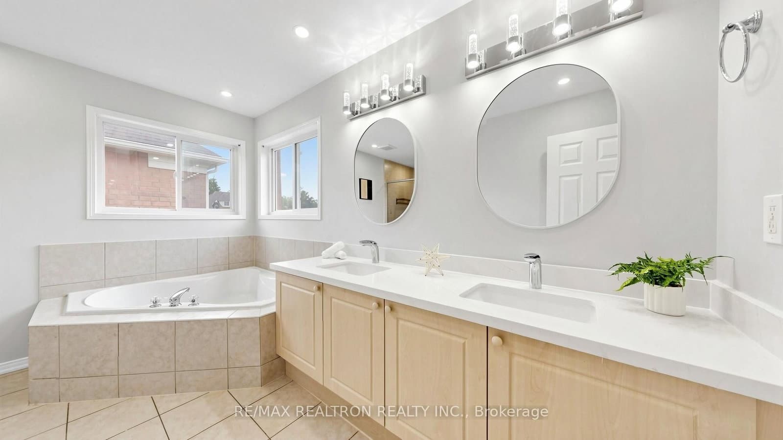 58 Bradbury Crescent thumbnail 26
