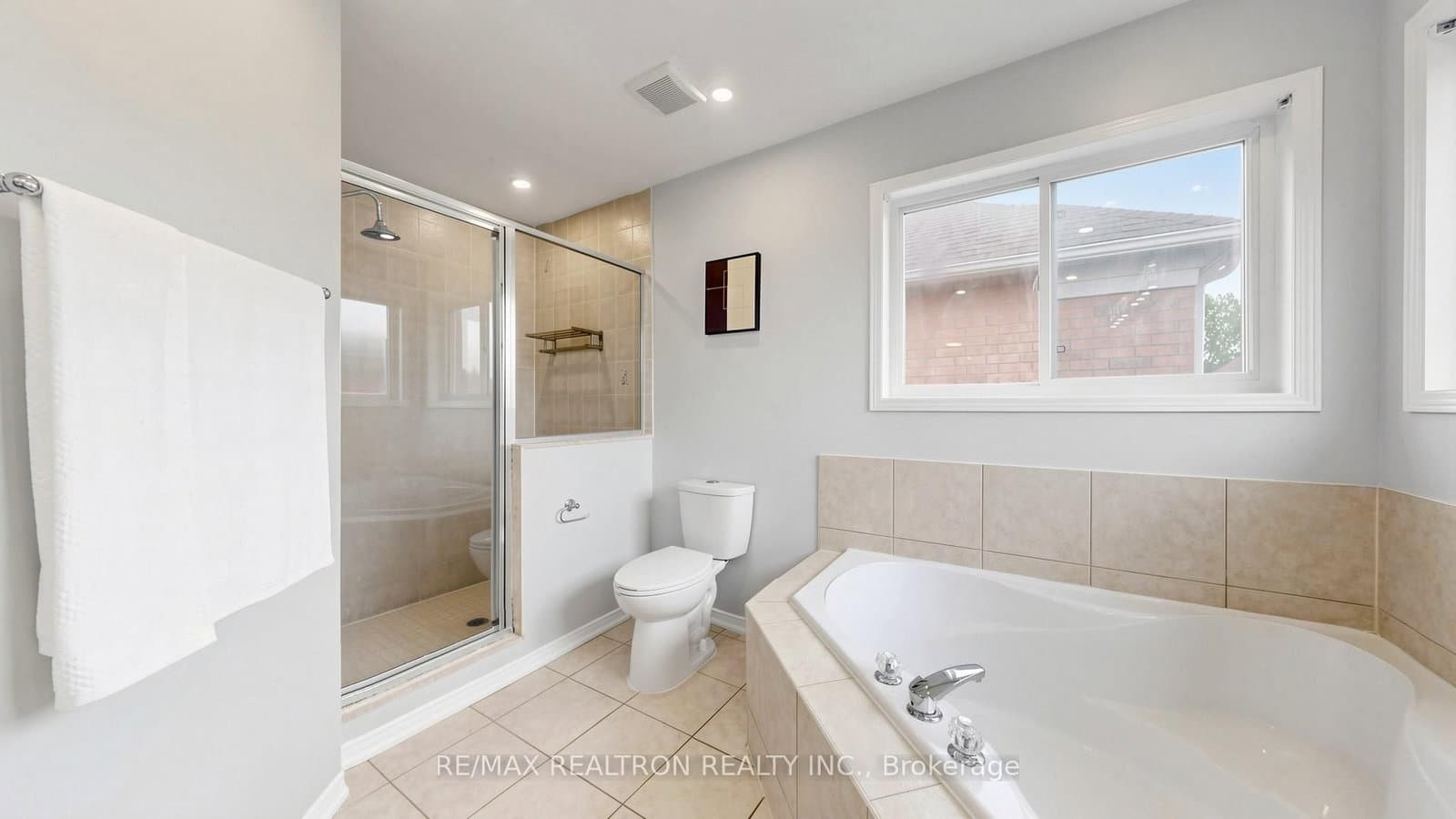58 Bradbury Crescent thumbnail 27