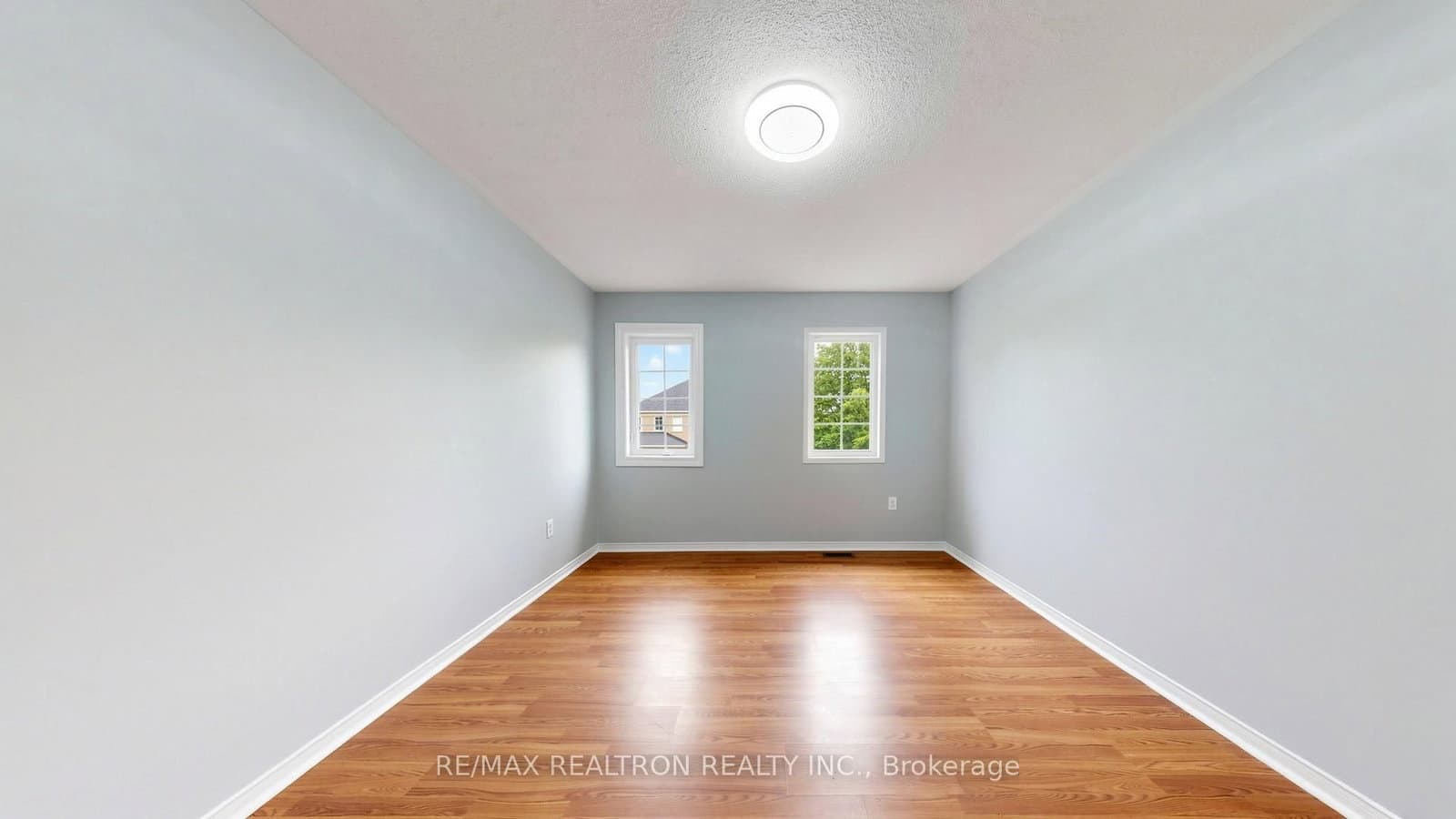 58 Bradbury Crescent thumbnail 31