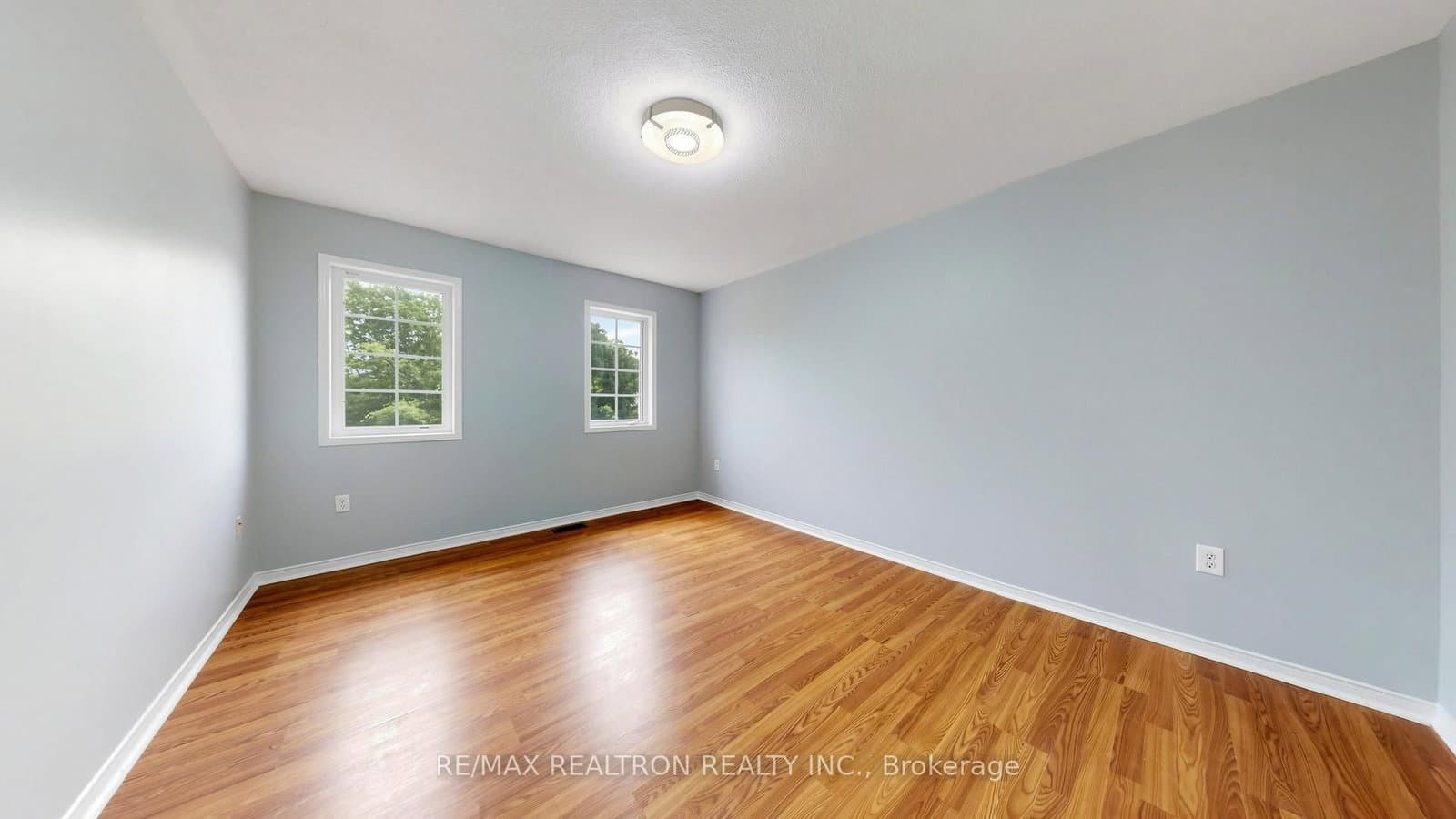 58 Bradbury Crescent thumbnail 33