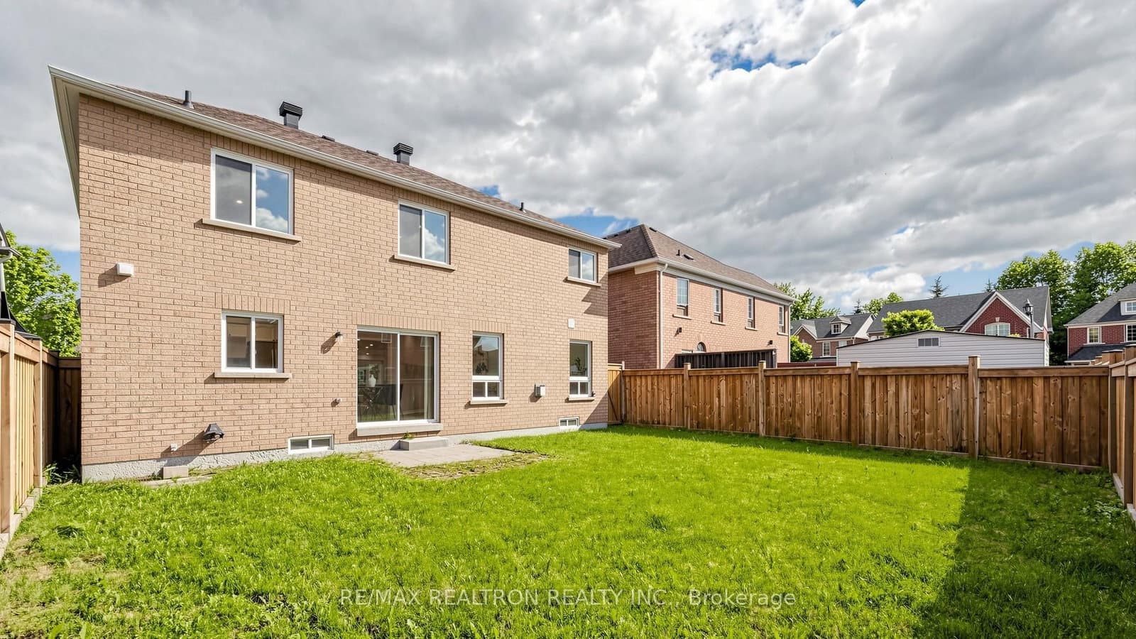 58 Bradbury Crescent thumbnail 46