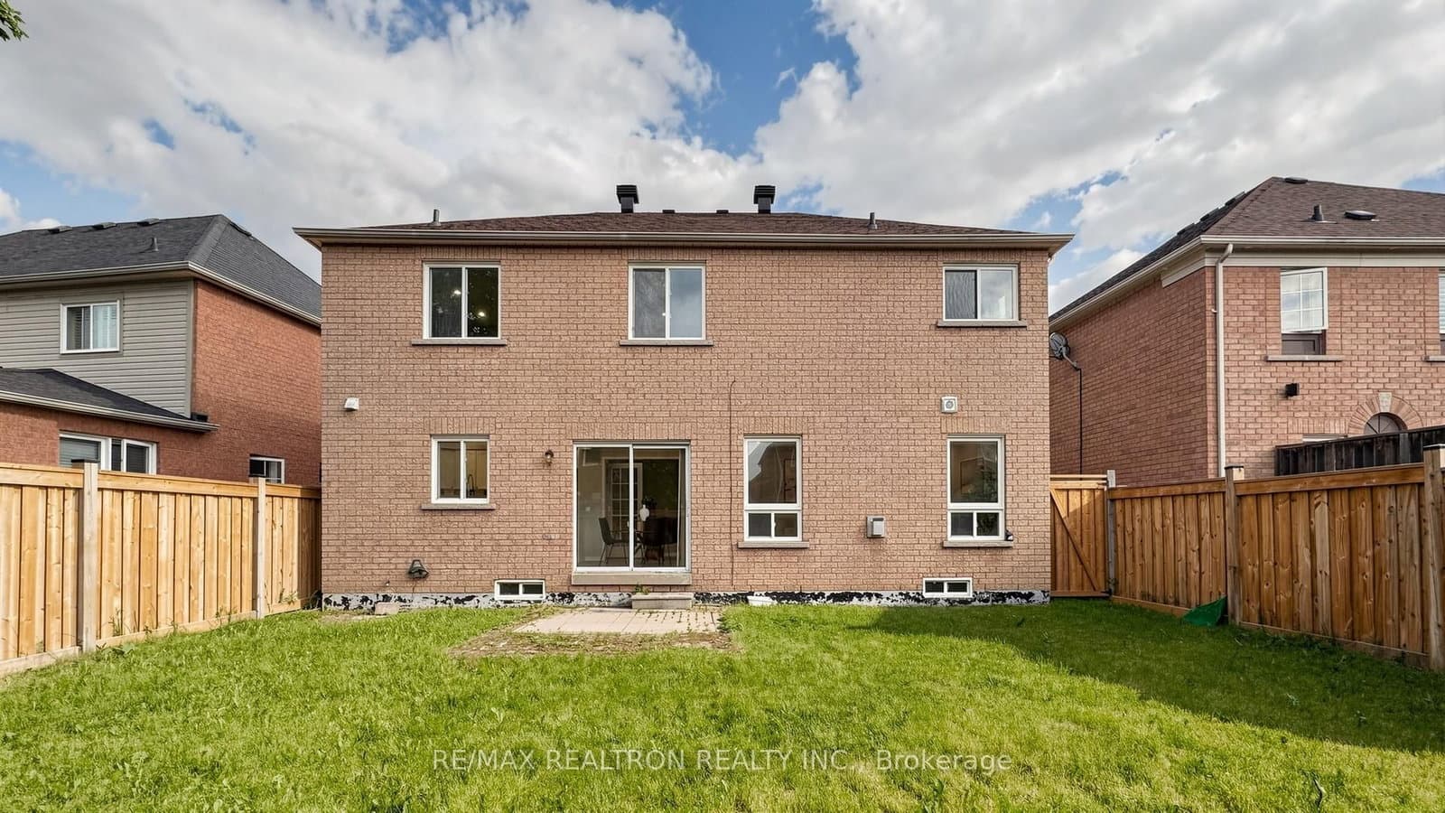 58 Bradbury Crescent thumbnail 47