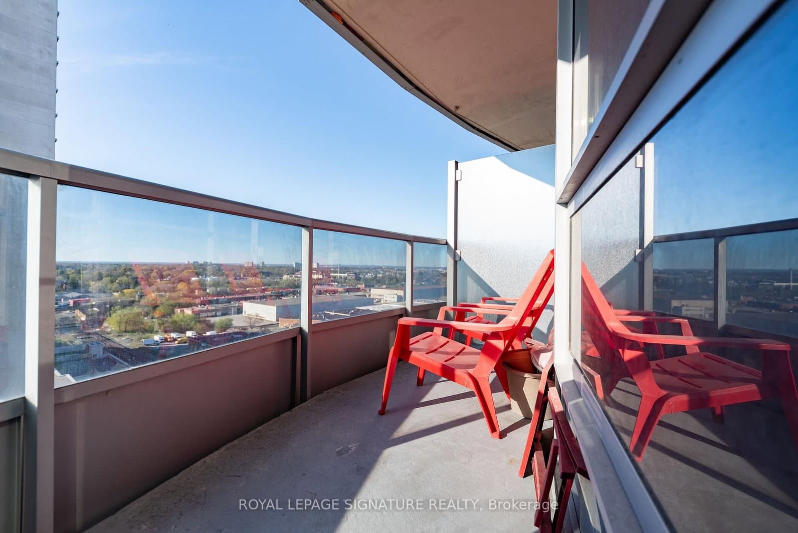135 Village Green Square, Unit 1423 thumbnail 28