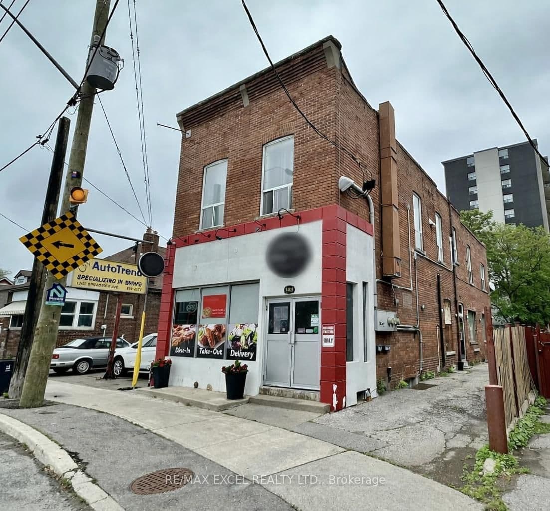 1201 Broadview Avenue thumbnail 2