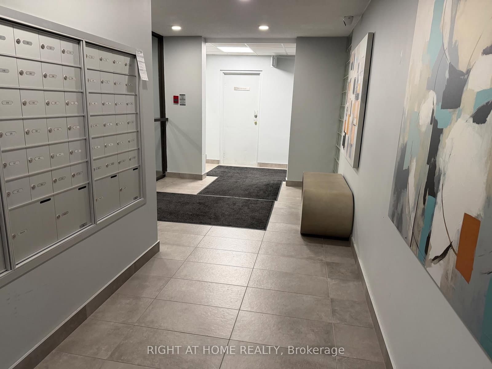 4064 Lawrence Avenue E, Unit 305 thumbnail 16