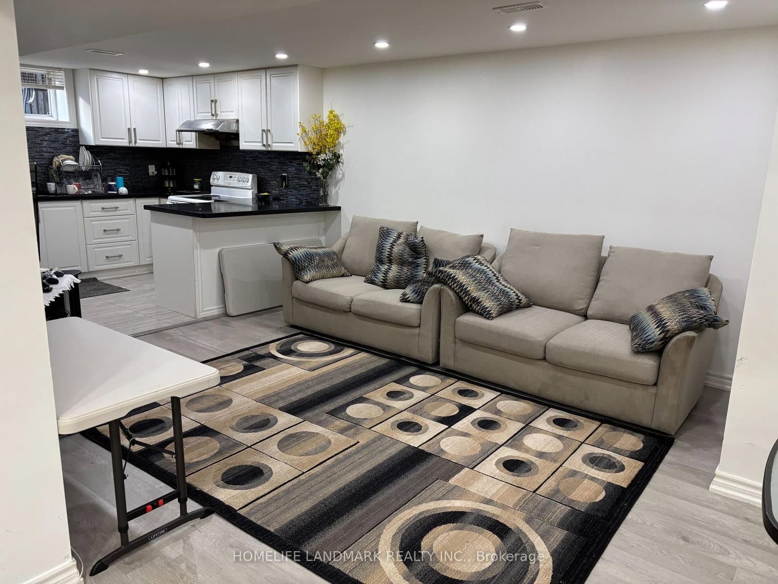 36 Neddie Drive, Unit ( Lower ) thumbnail 14