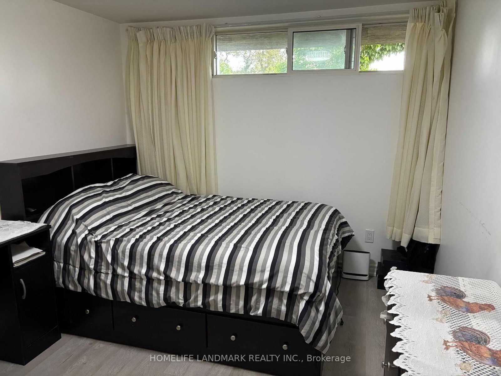 36 Neddie Drive, Unit ( Lower ) thumbnail 17