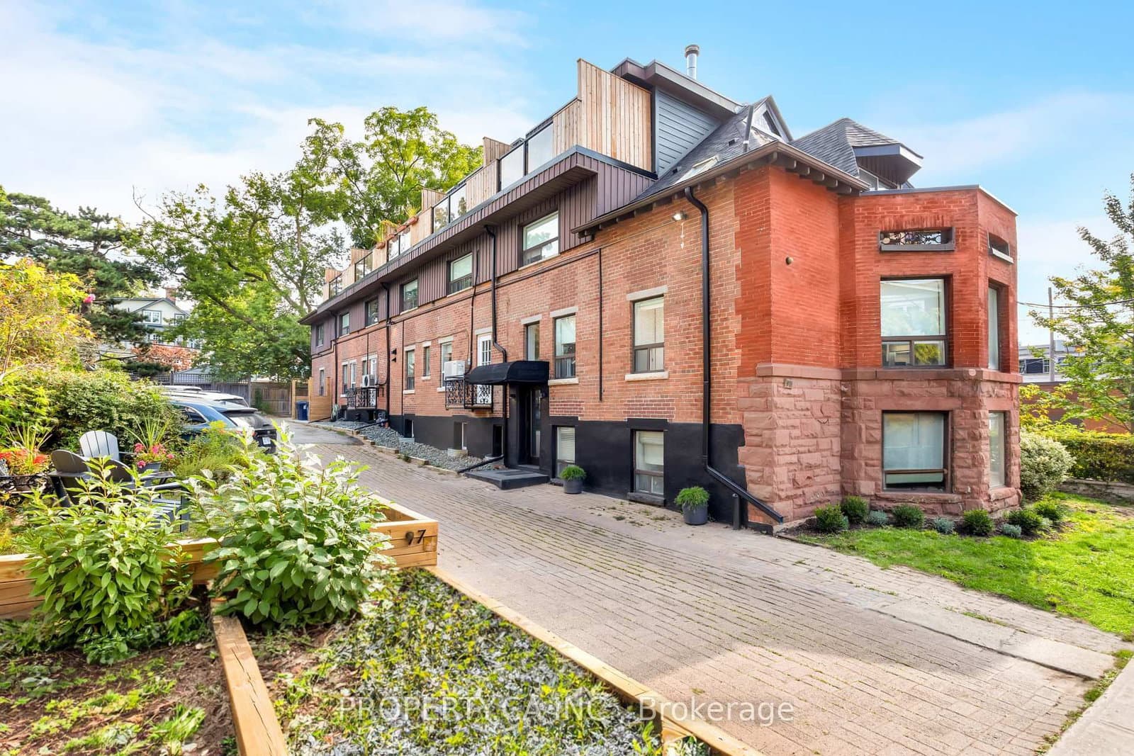 97 Lee Avenue thumbnail 2