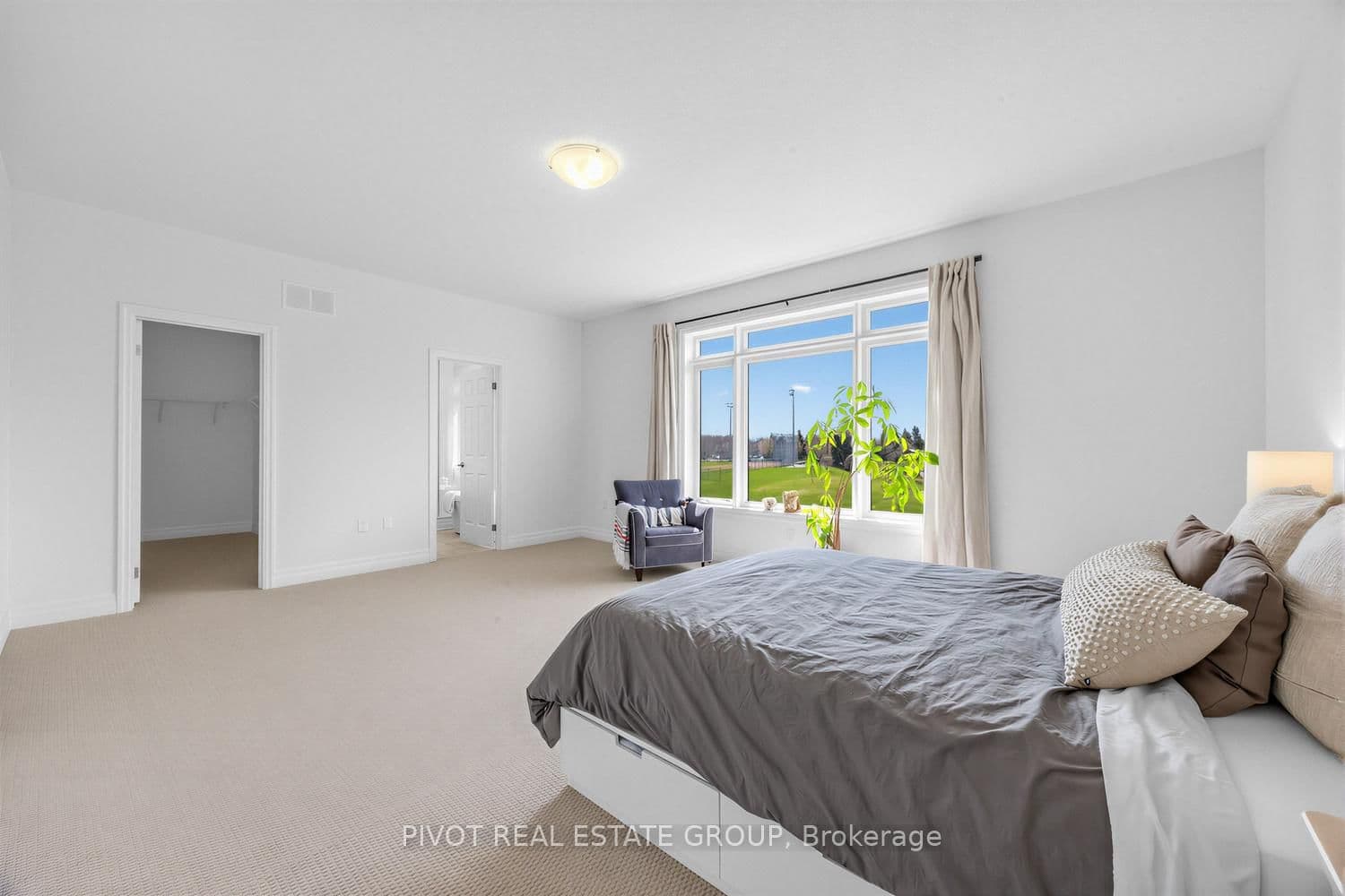 34 Waterfront Crescent thumbnail 32