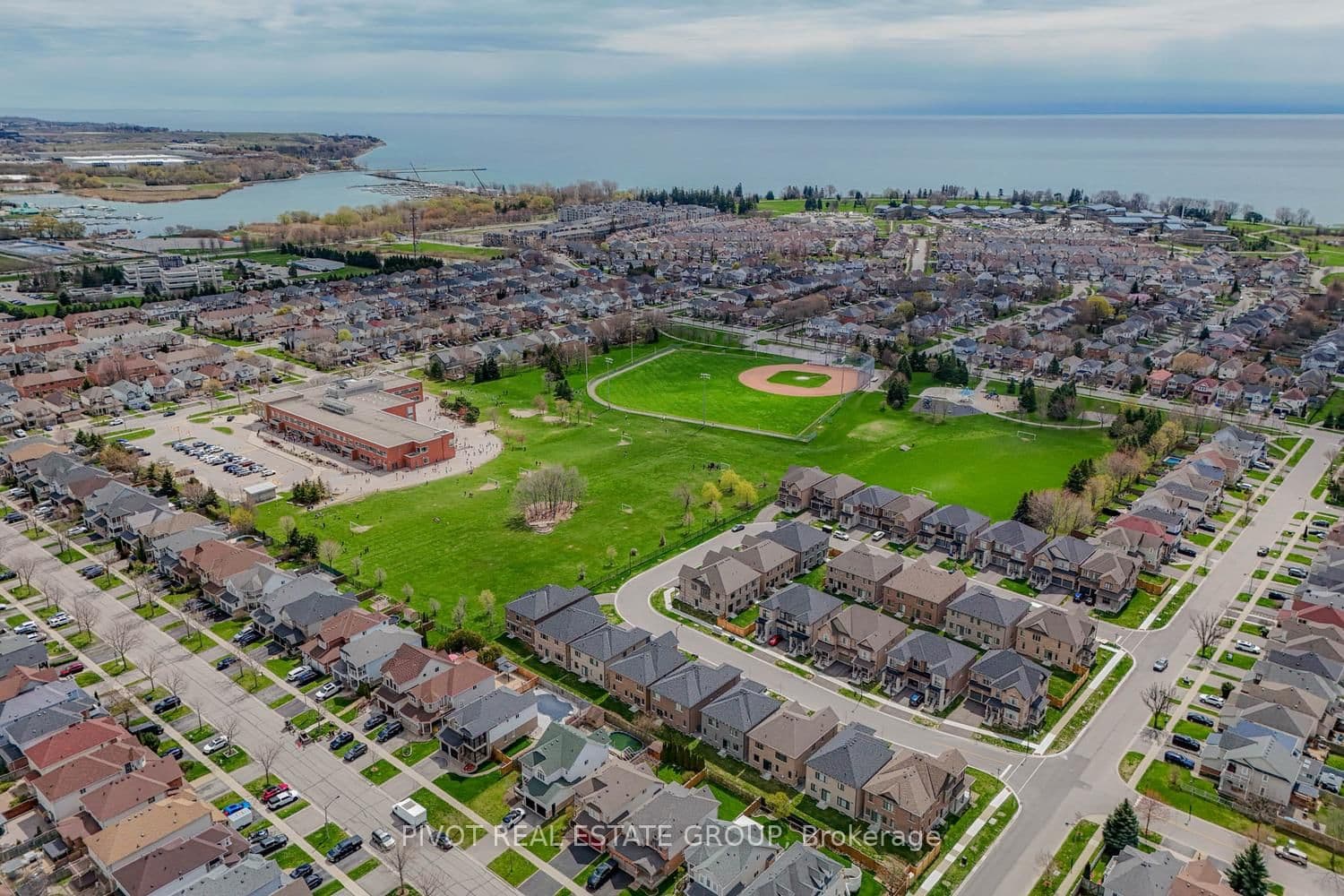 34 Waterfront Crescent thumbnail 45