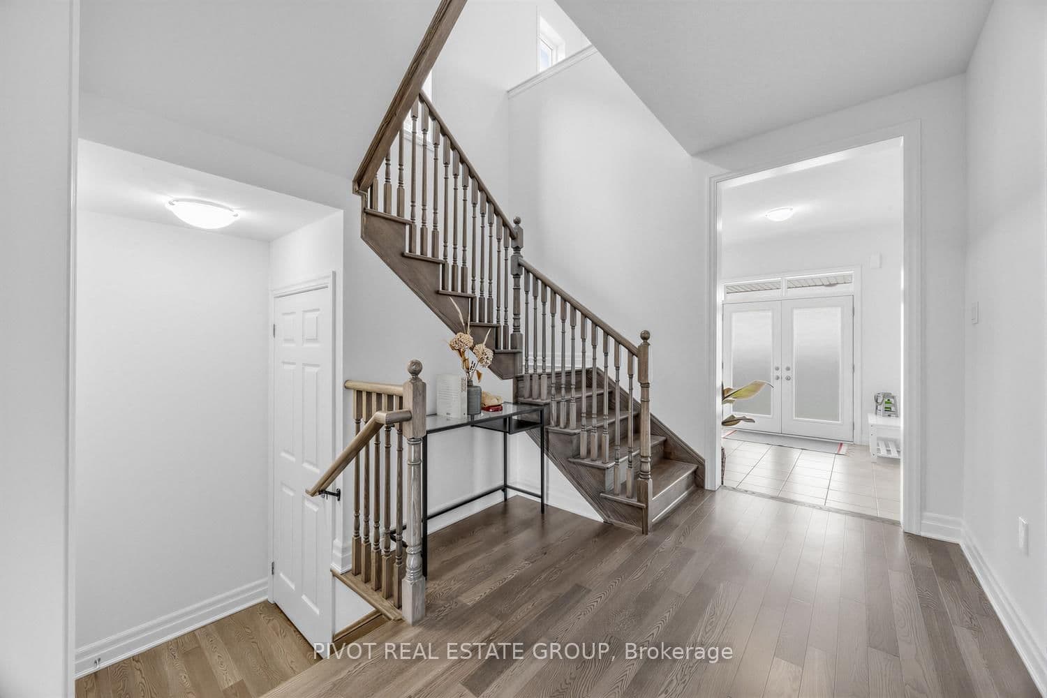 34 Waterfront Crescent thumbnail 7