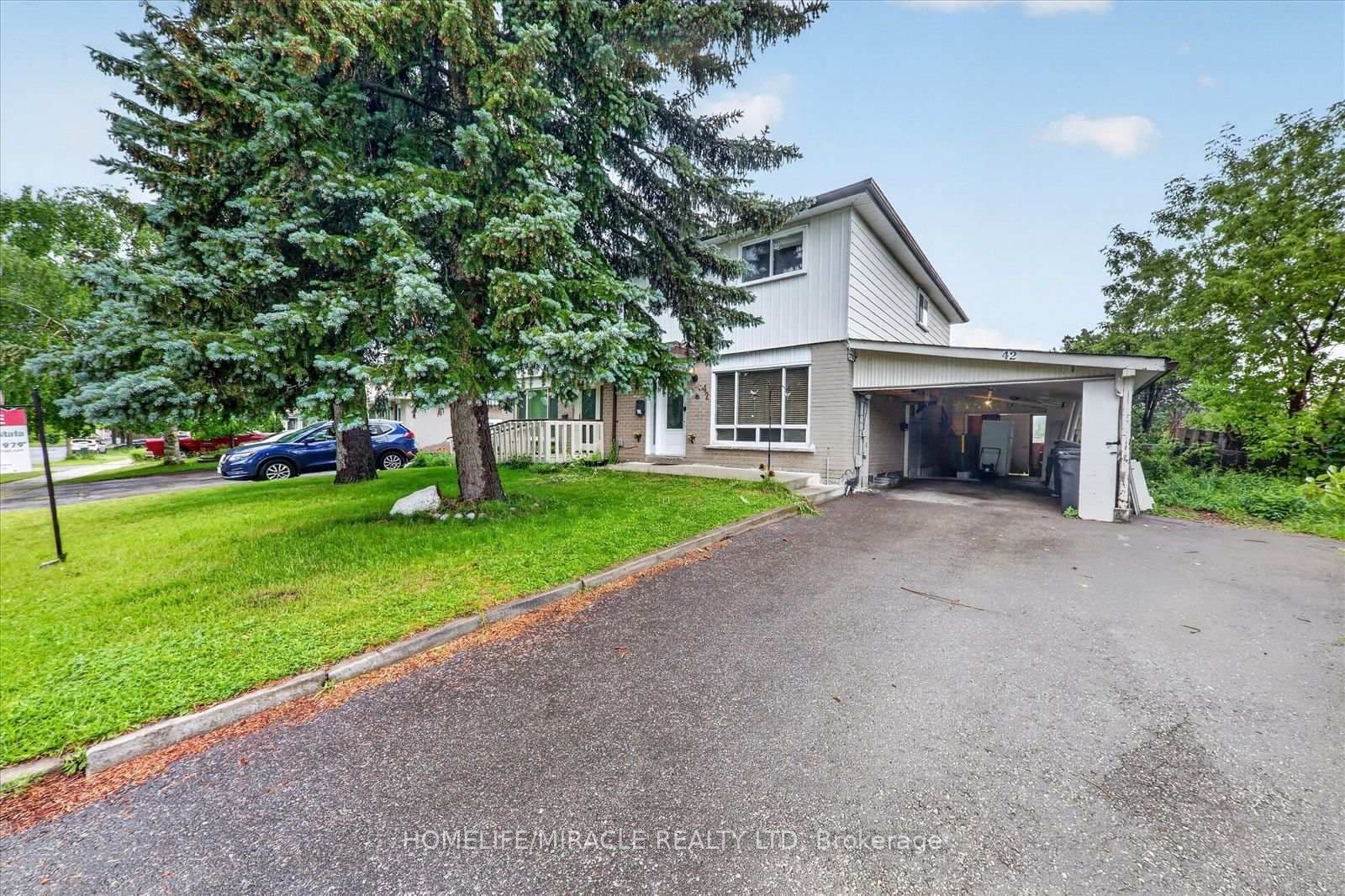 42 Nahanni Terrace - Image 1