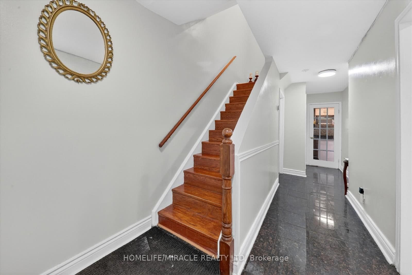 42 Nahanni Terrace thumbnail 19