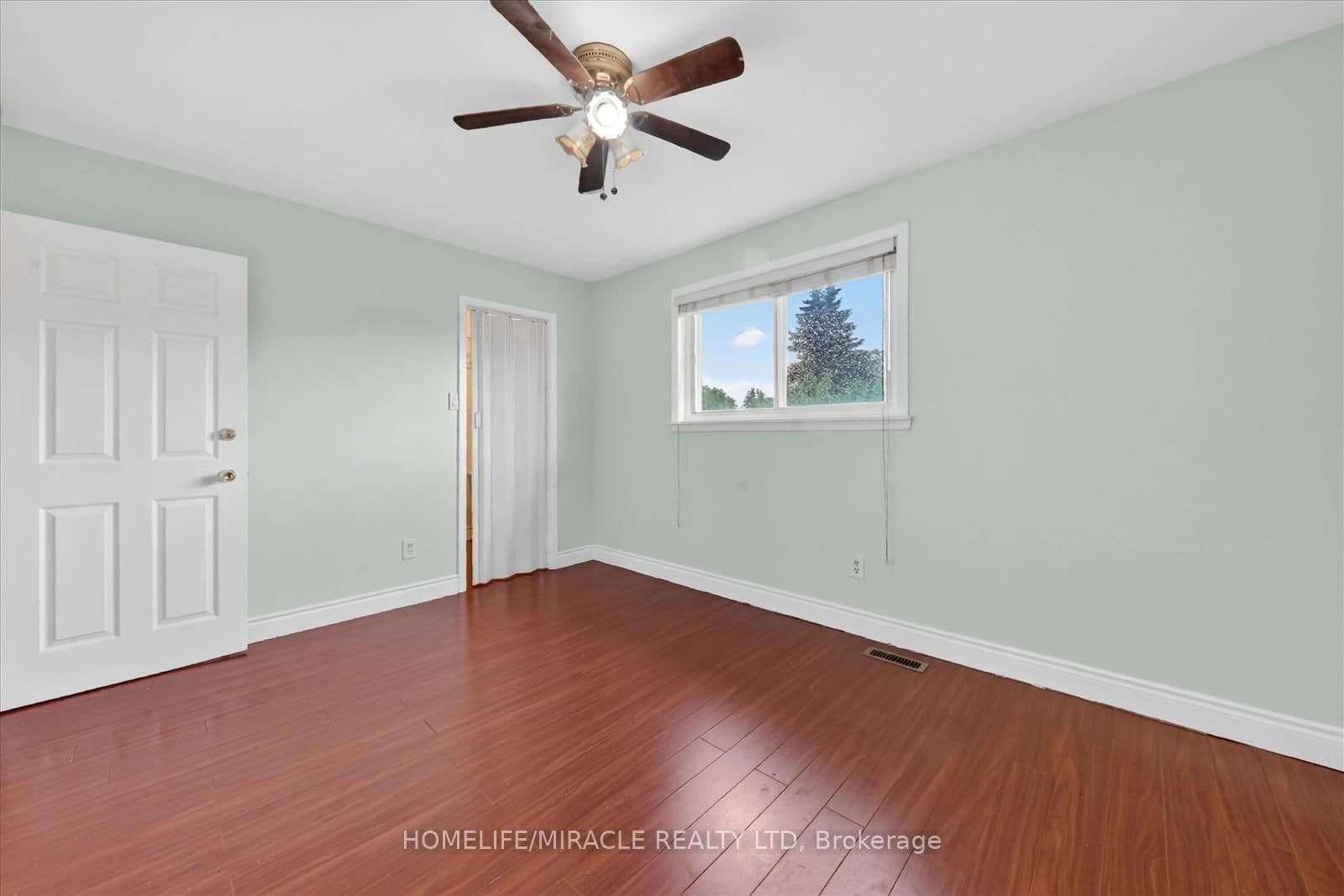 42 Nahanni Terrace thumbnail 22