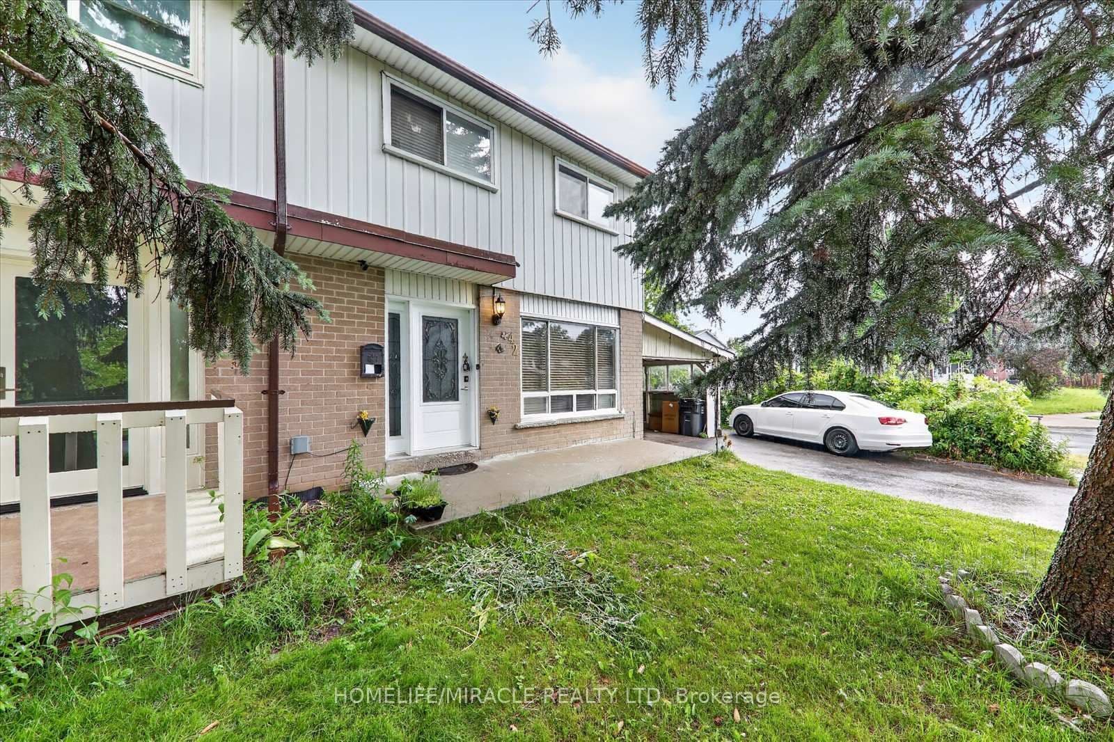 42 Nahanni Terrace thumbnail 5