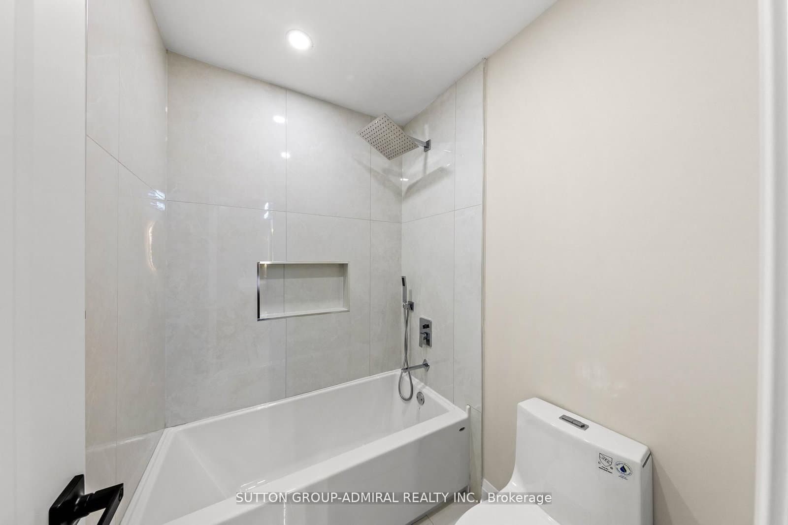 35 Beechwood Drive thumbnail 33