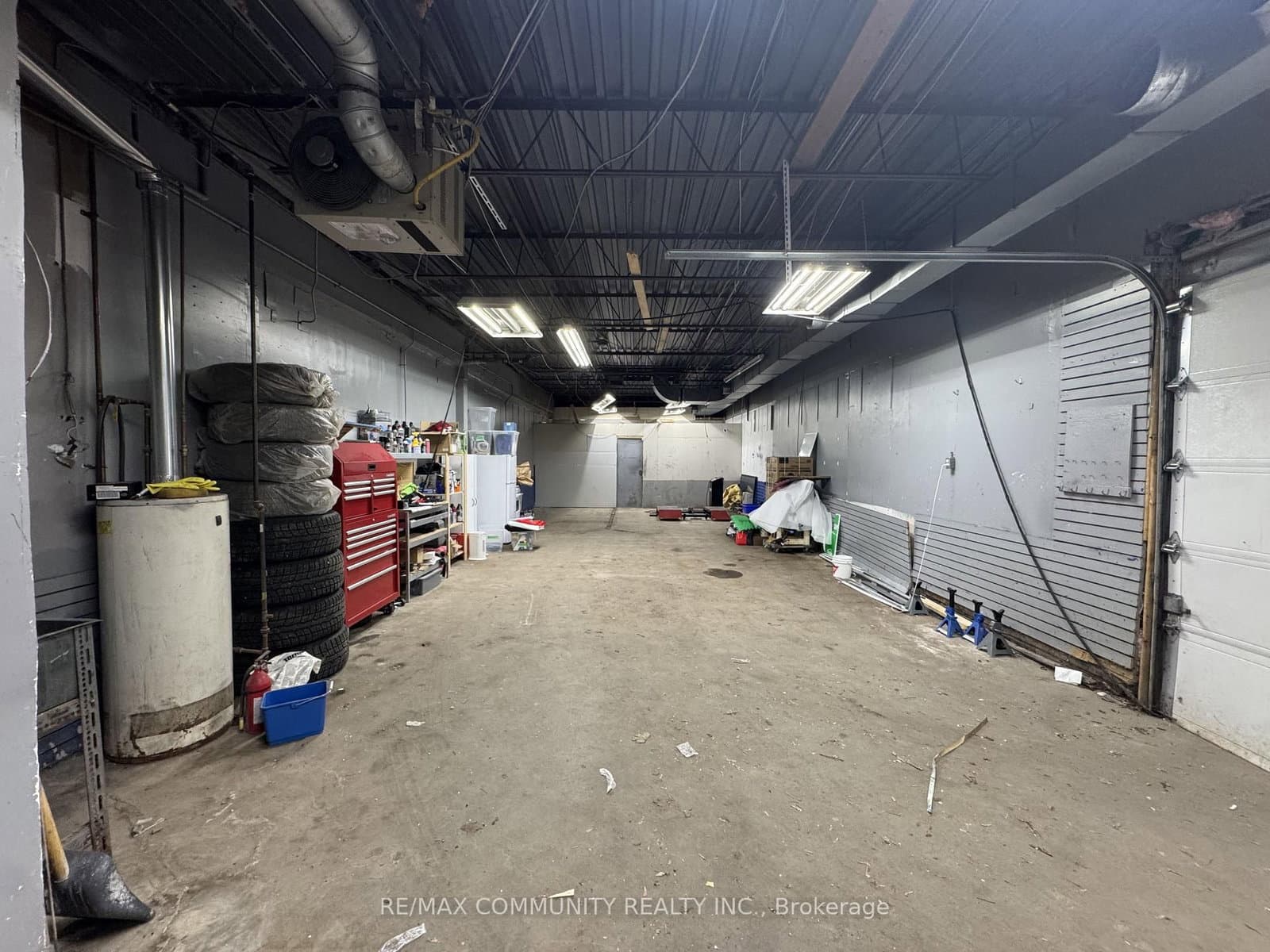 2827 Eglinton Avenue E thumbnail 5
