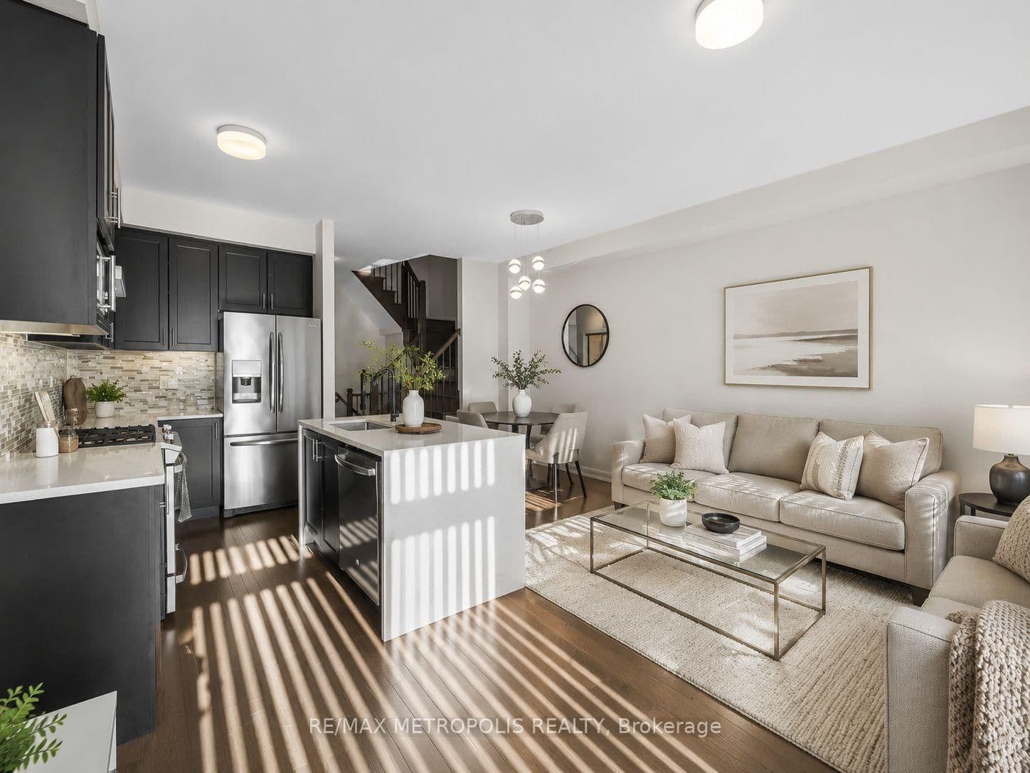 2521 Castlegate Crossing thumbnail 4
