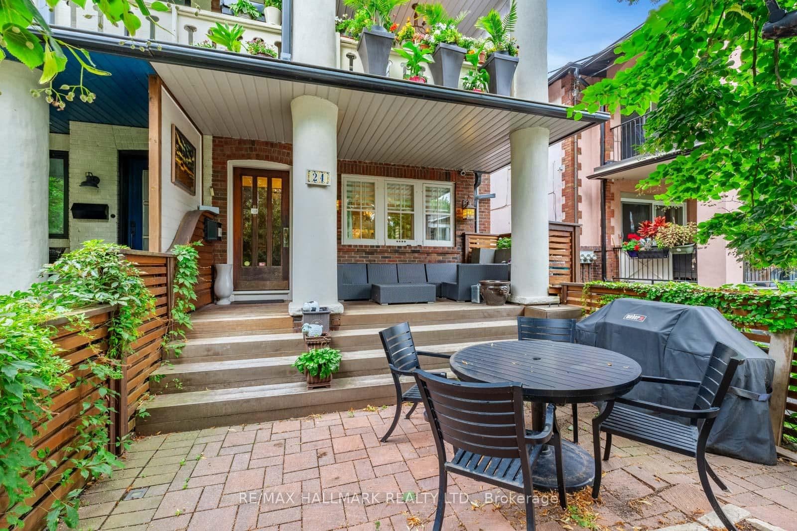 24 Hammersmith Avenue, Unit Main - Image 1