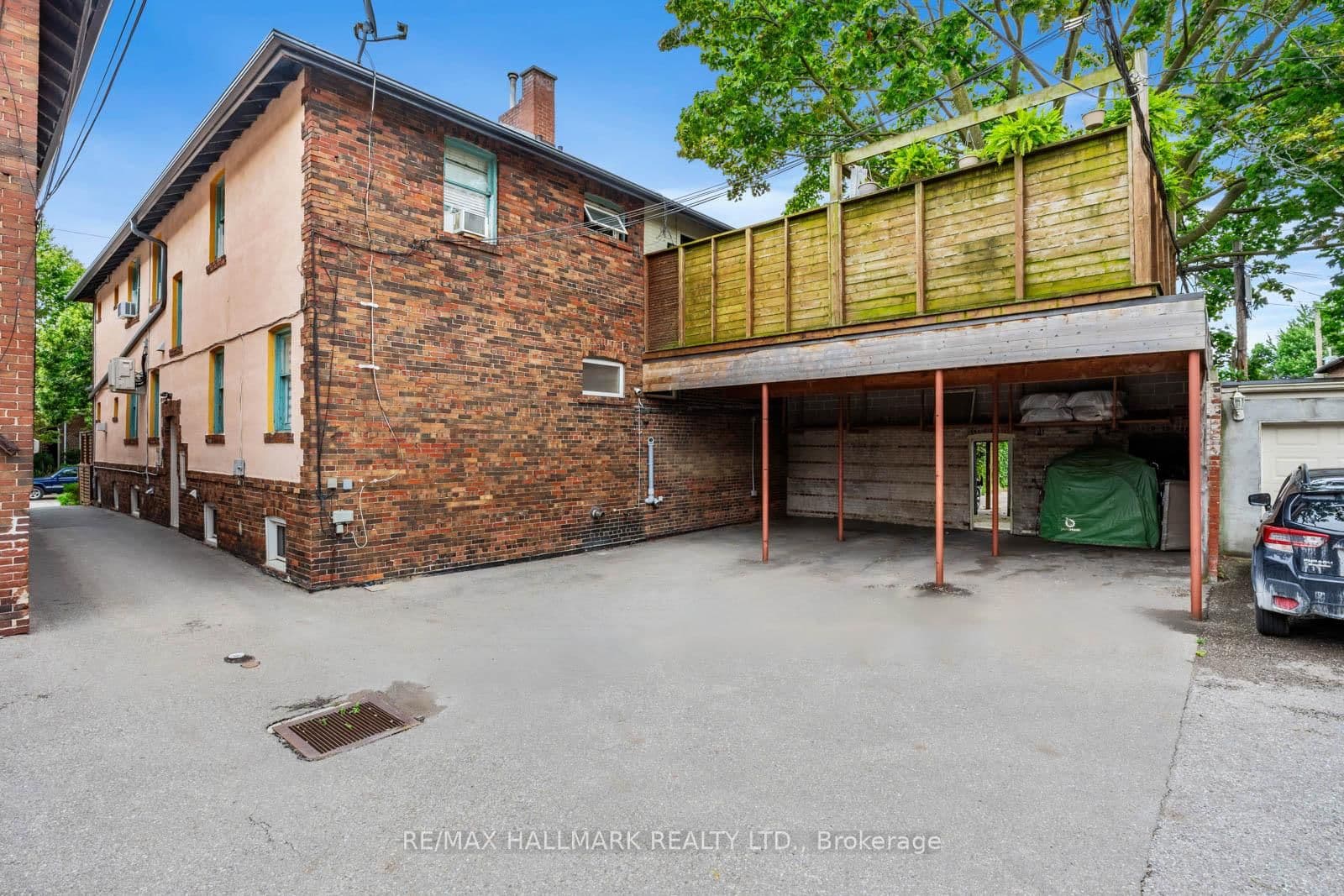 24 Hammersmith Avenue, Unit Main thumbnail 31