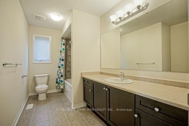 726 Coldstream Drive thumbnail 11
