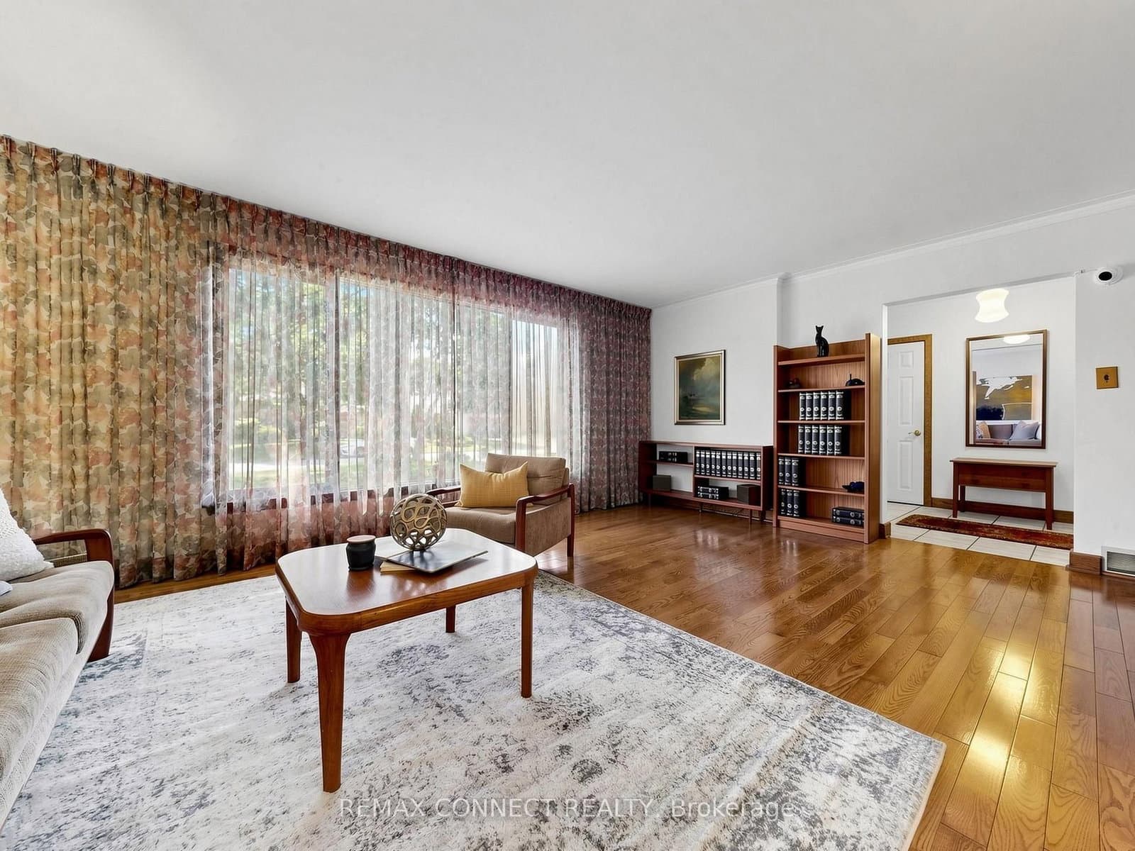90 Sylvan Avenue thumbnail 4