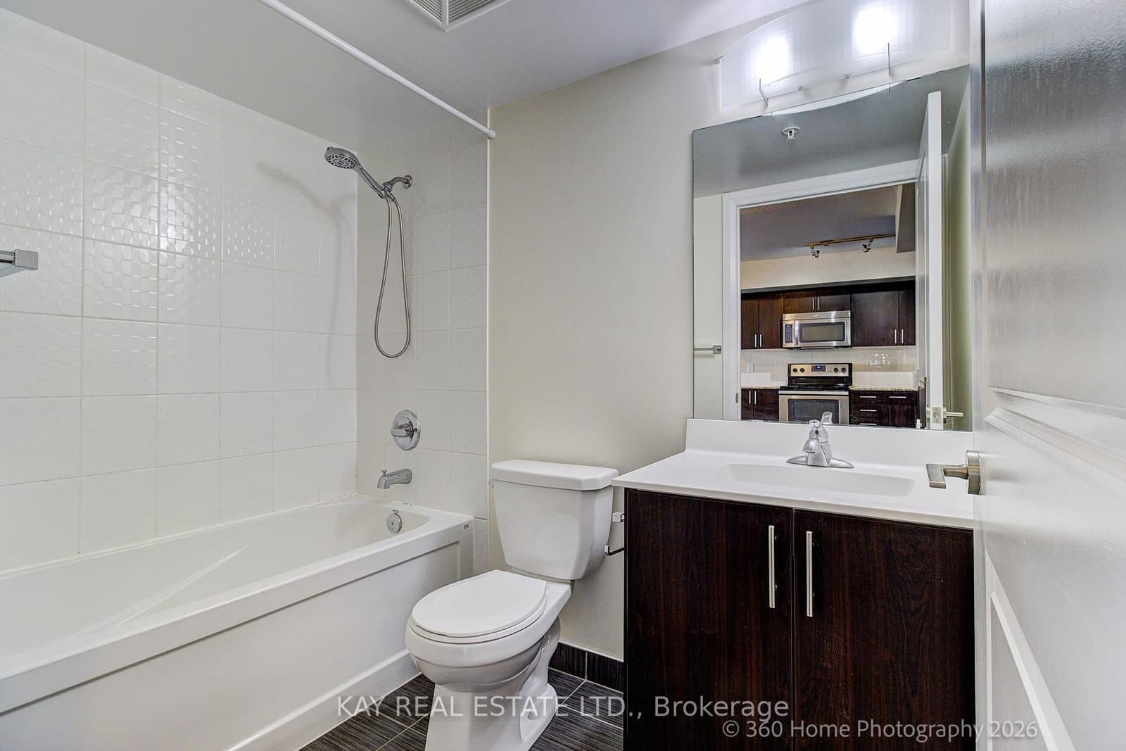 3520 Danforth Avenue, Unit 612 thumbnail 11