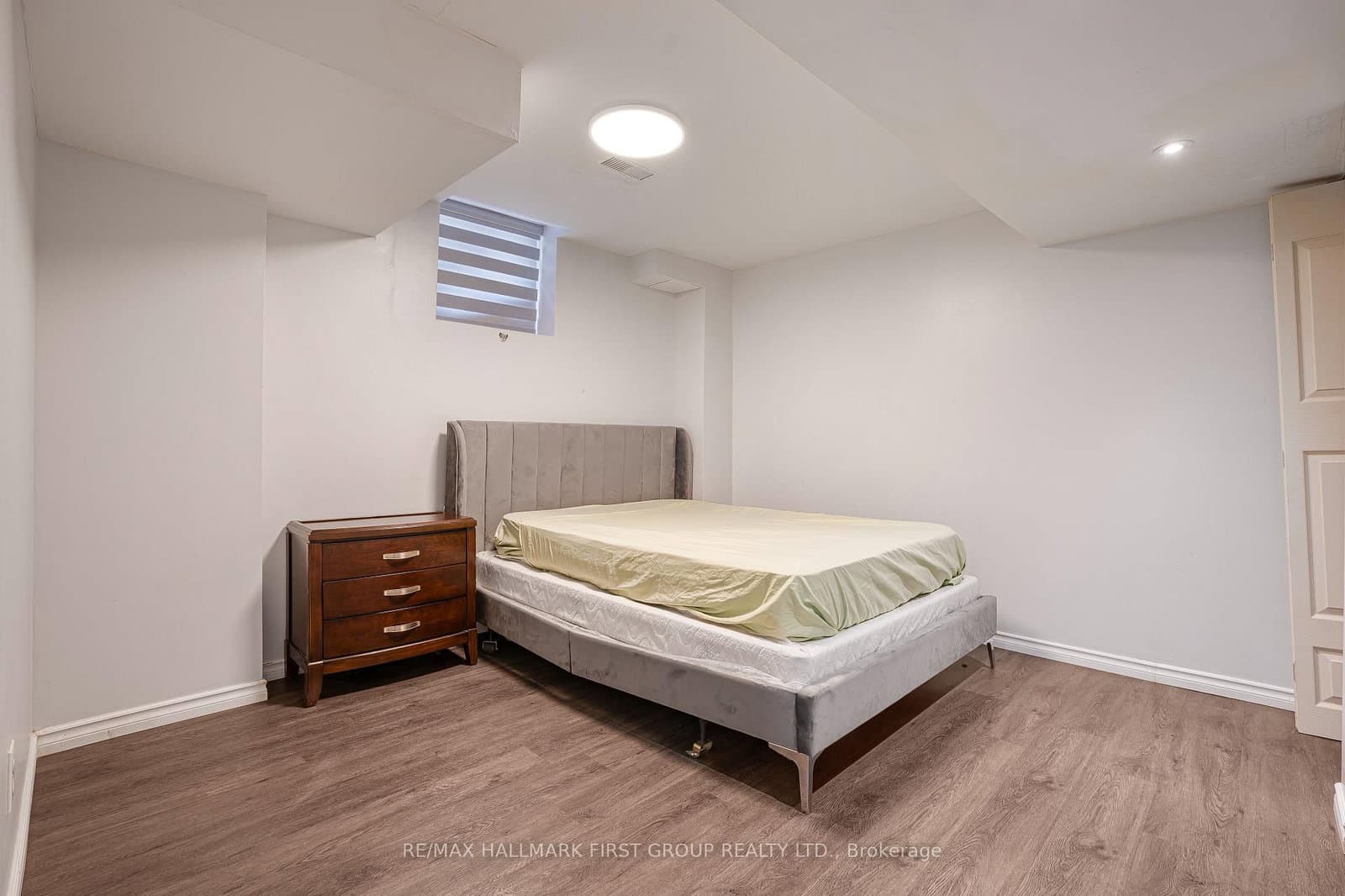 86 Seward Crescent thumbnail 9