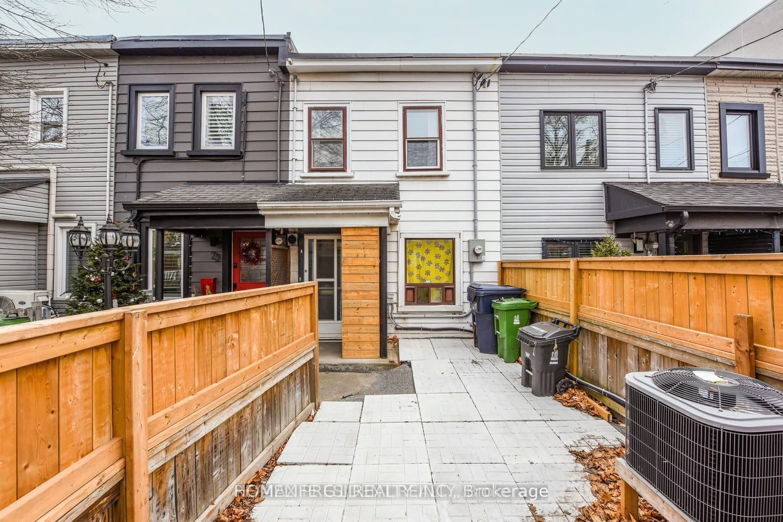 23 Myrtle Avenue - Image 1