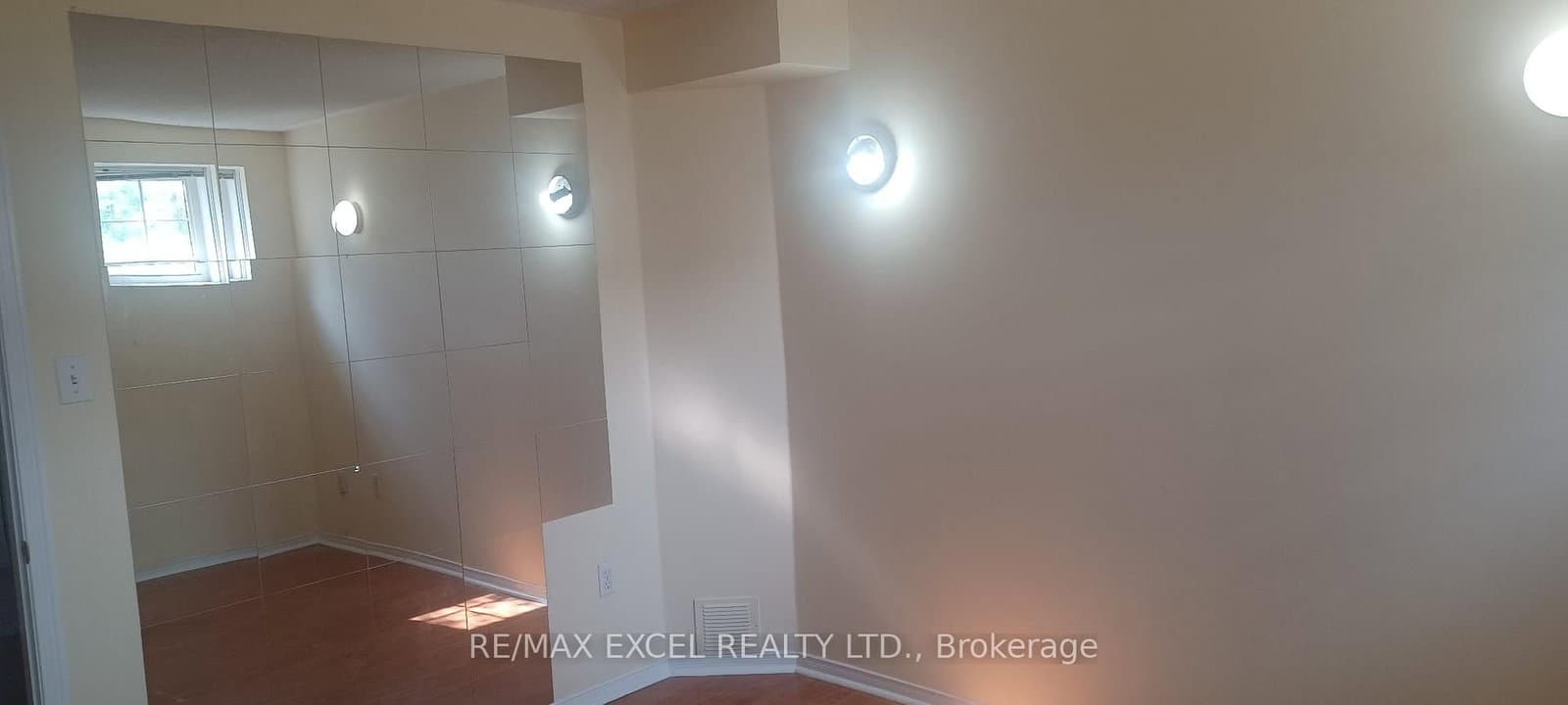 42 Pinery Trail, Unit 2 thumbnail 13