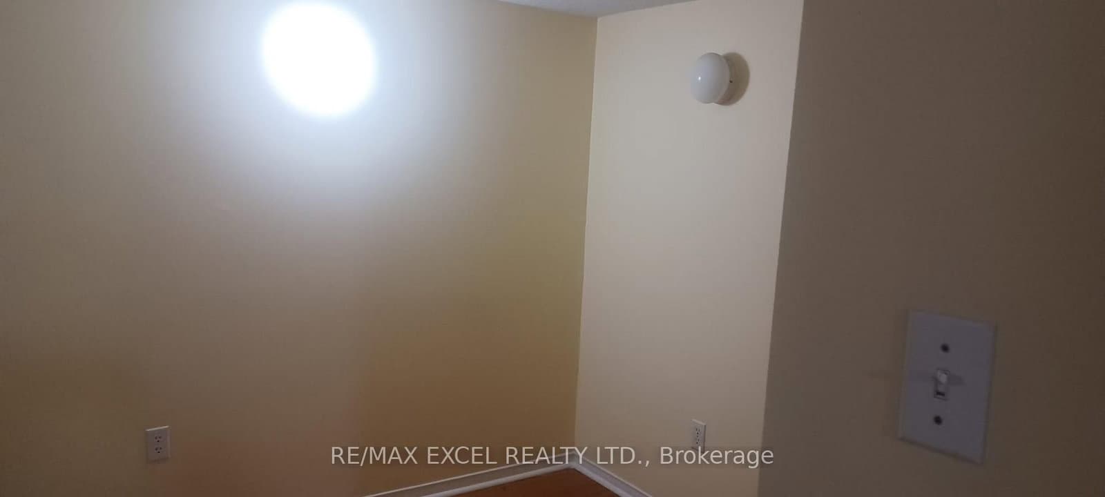 42 Pinery Trail, Unit 2 thumbnail 7