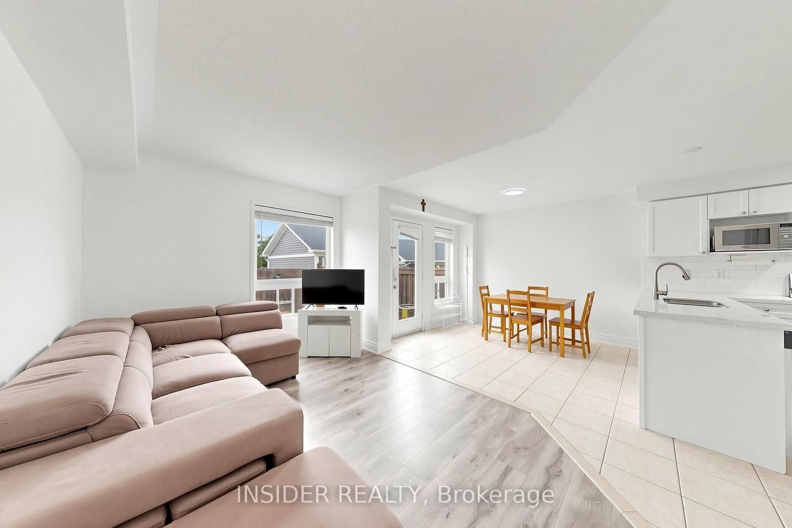 7 Croxall Boulevard thumbnail 6