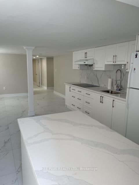 38 Cliffside Drive, Unit Basement - Image 1